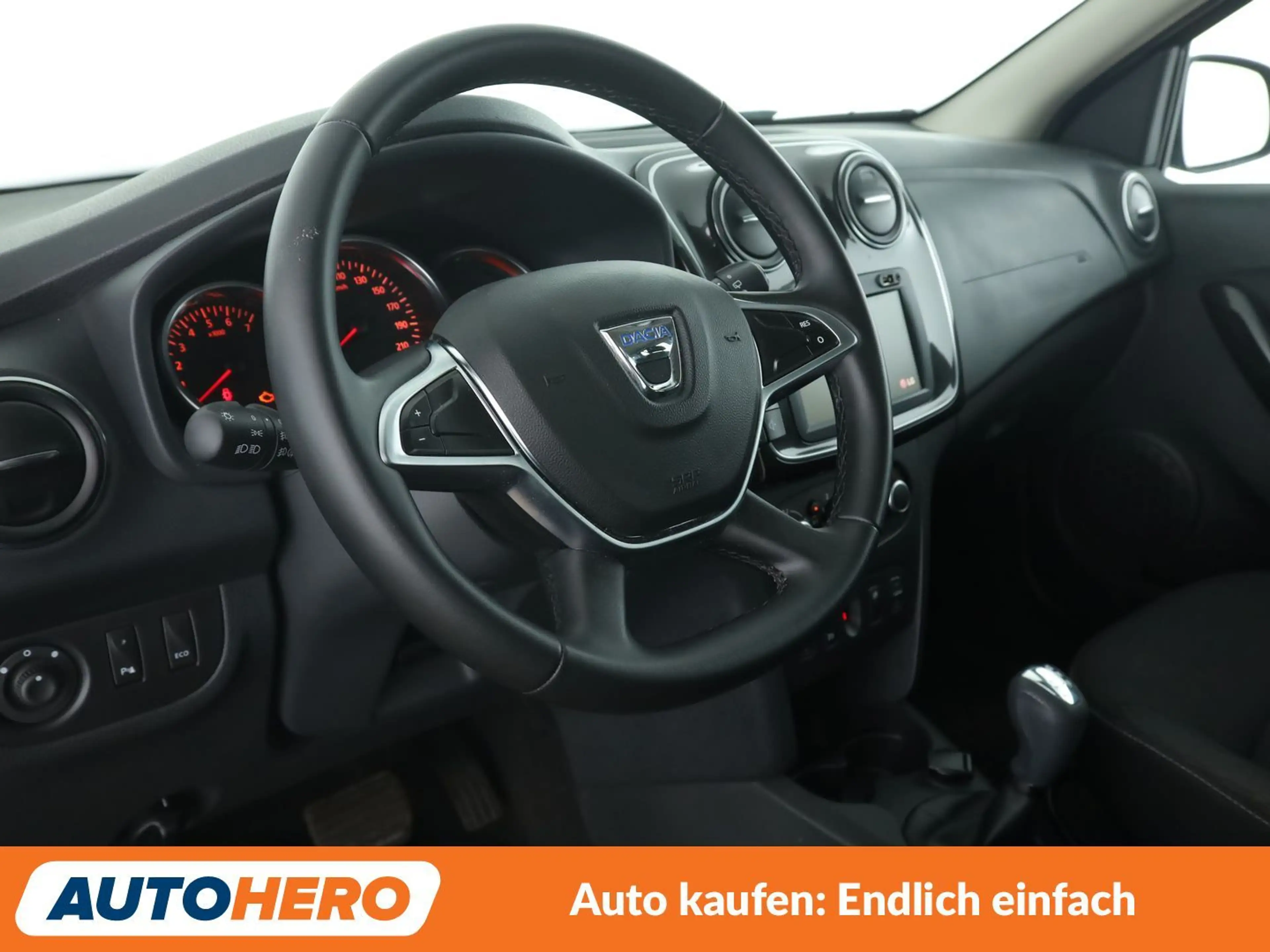 Dacia Logan 0.9 TCe Comfort *NAVI*TEMPO*CAM*PDC*KLIMA* — photo 11