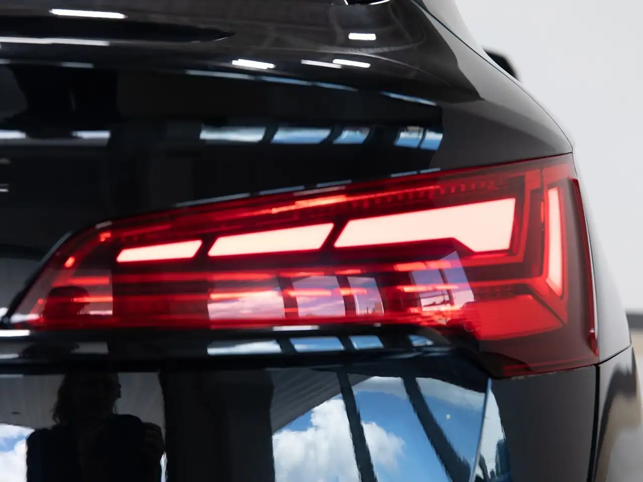 Audi Q5 снимка Audi Q5