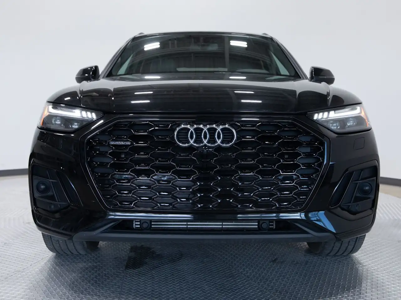 Audi Q5 снимка Audi Q5