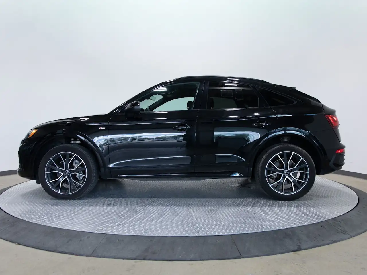 Audi Q5 снимка Audi Q5