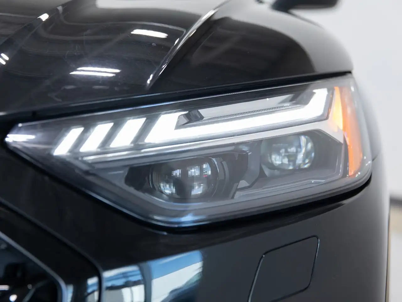 Audi Q5 снимка Audi Q5