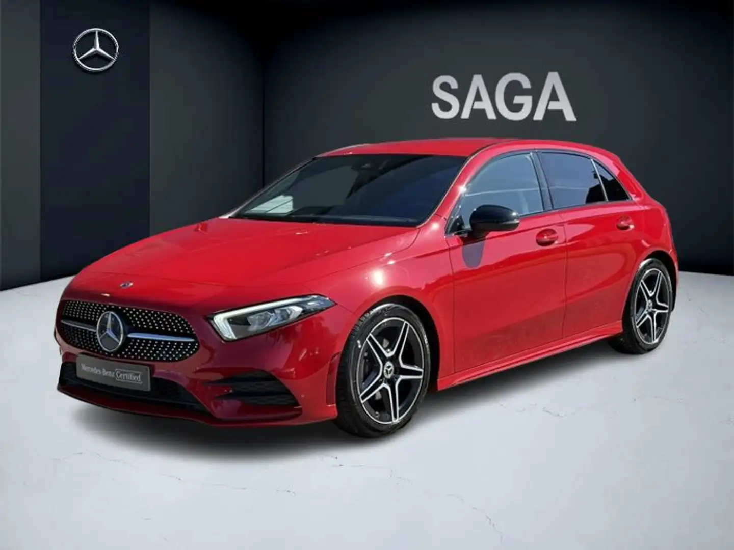 Mercedes-Benz A 160 AMG Pack Night Rood - 1