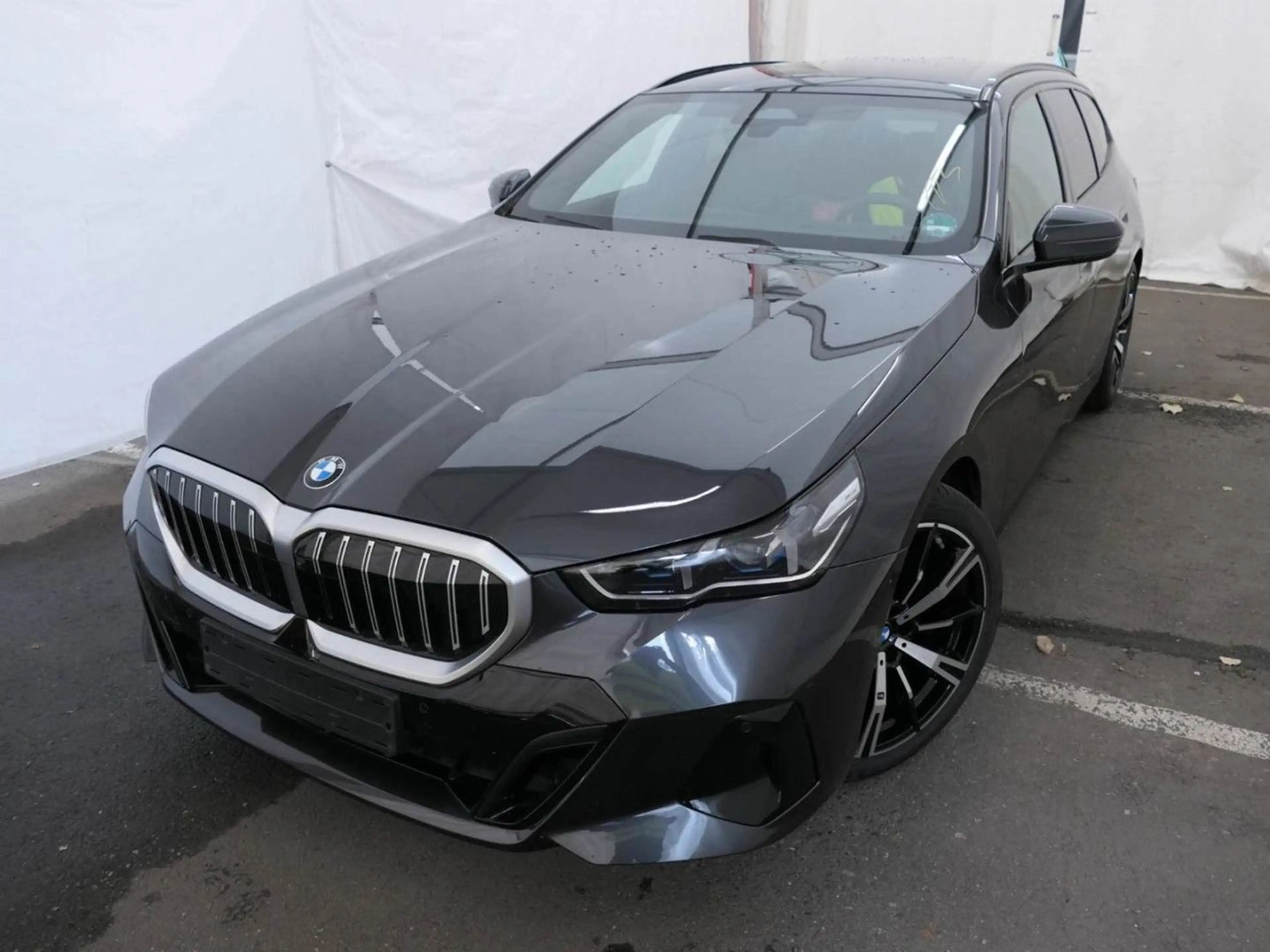BMW 520 d xDr.T. M Sport Standh.PanoD.AHK Sitzbel.20" — photo 2