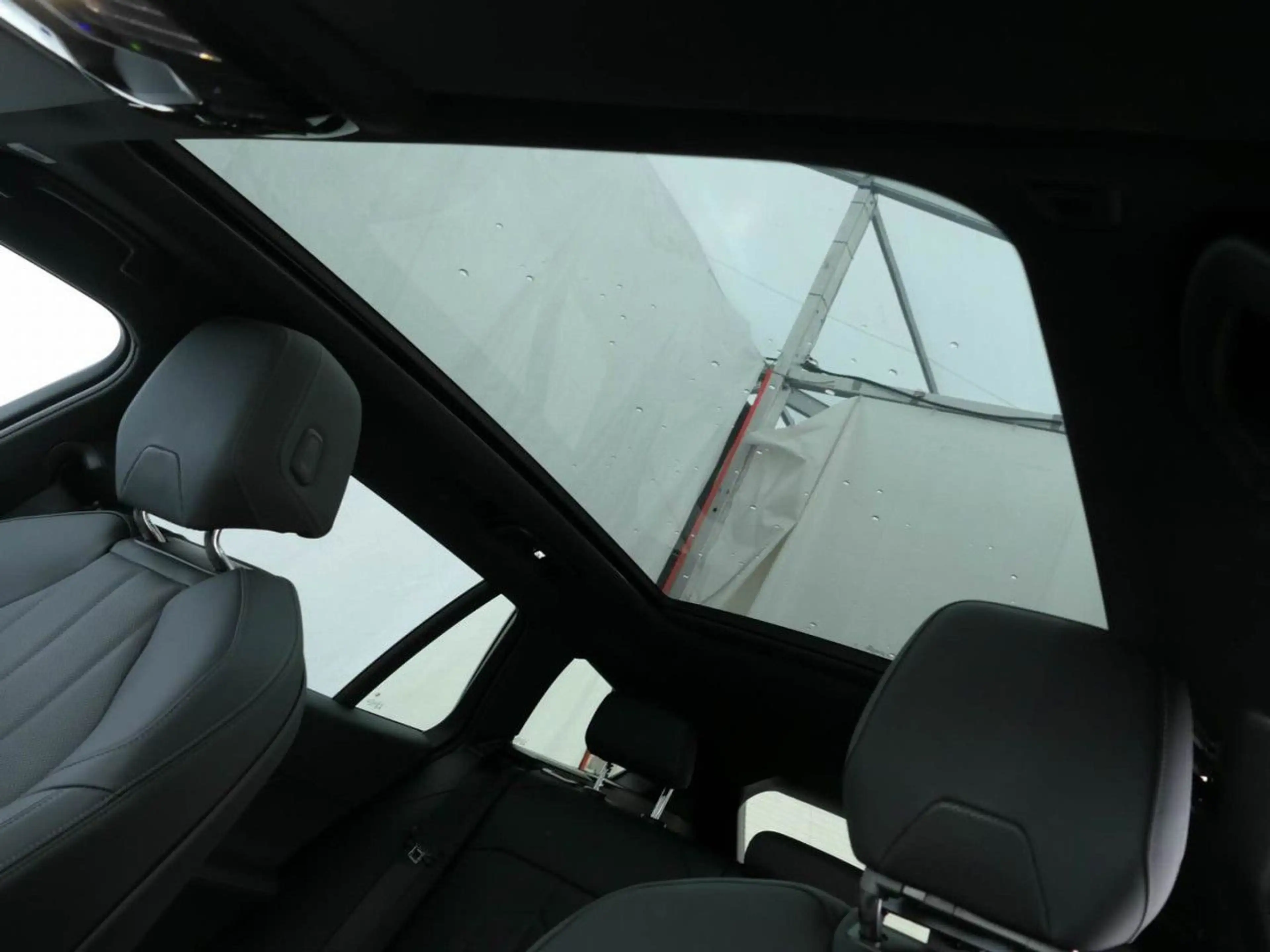 BMW 520 d xDr.T. M Sport Standh.PanoD.AHK Sitzbel.20" — photo 14