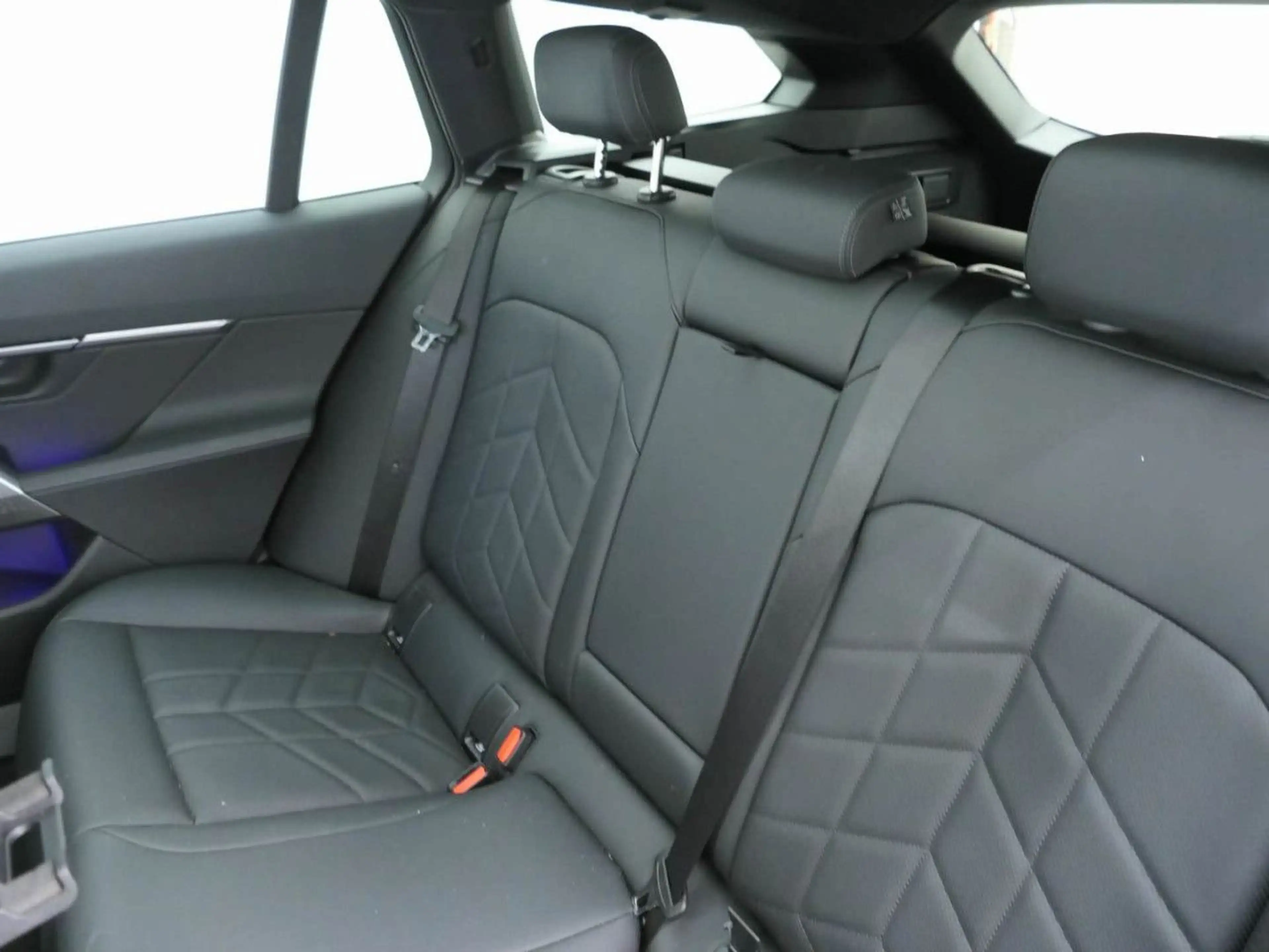 BMW 520 d xDr.T. M Sport Standh.PanoD.AHK Sitzbel.20" — photo 13