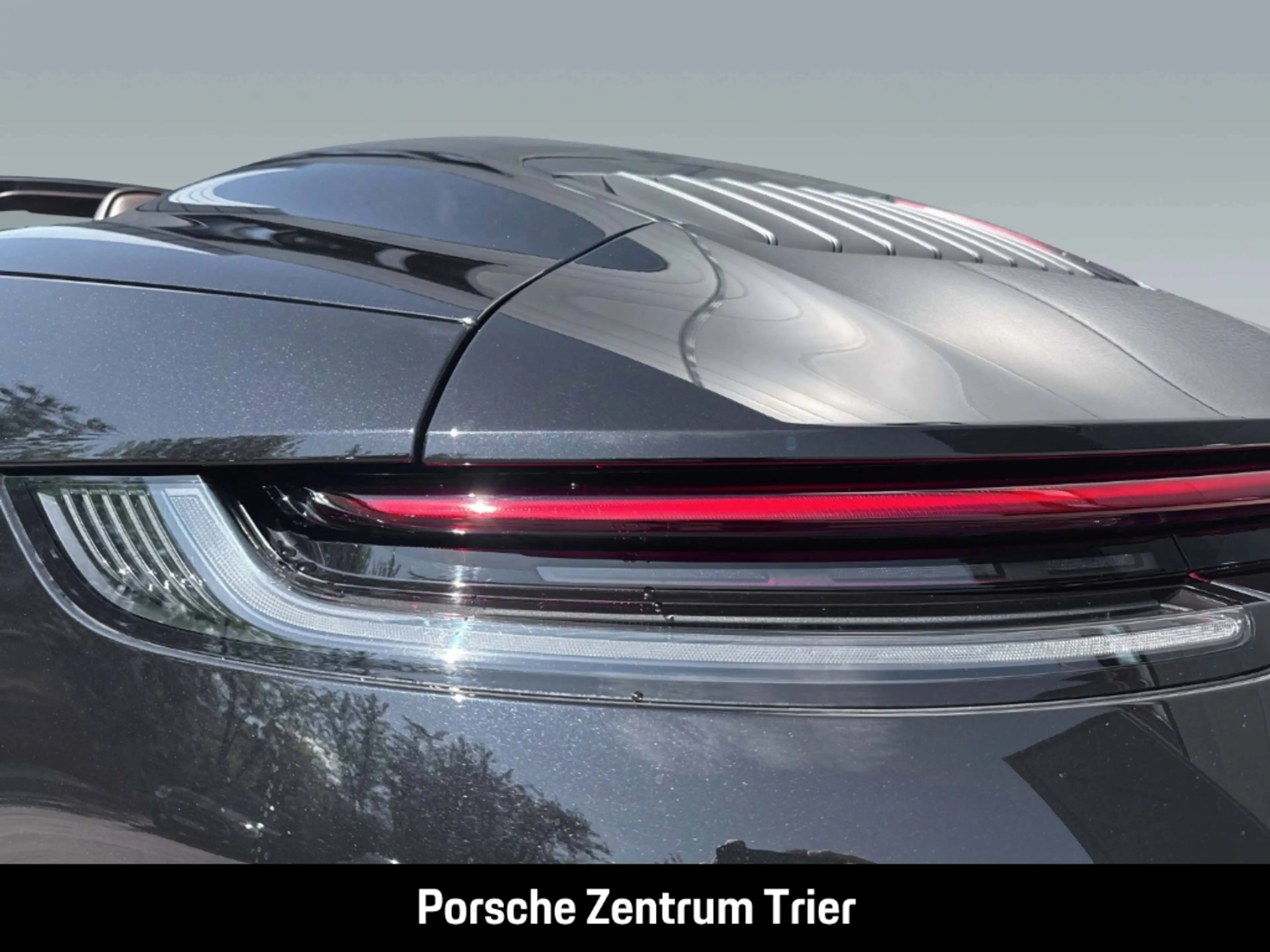 Porsche 992 (911) Carrera 4S Cabriolet — photo 12