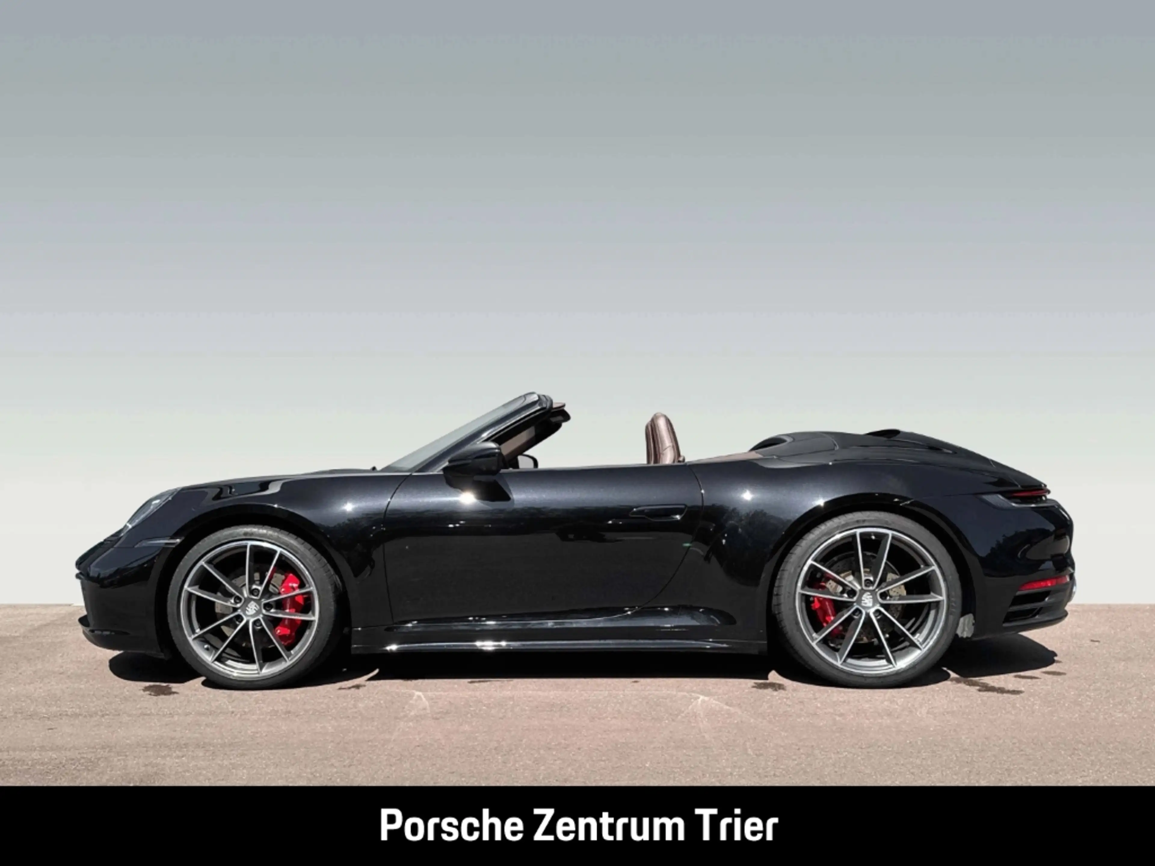 Porsche 992 (911) Carrera 4S Cabriolet — photo 2