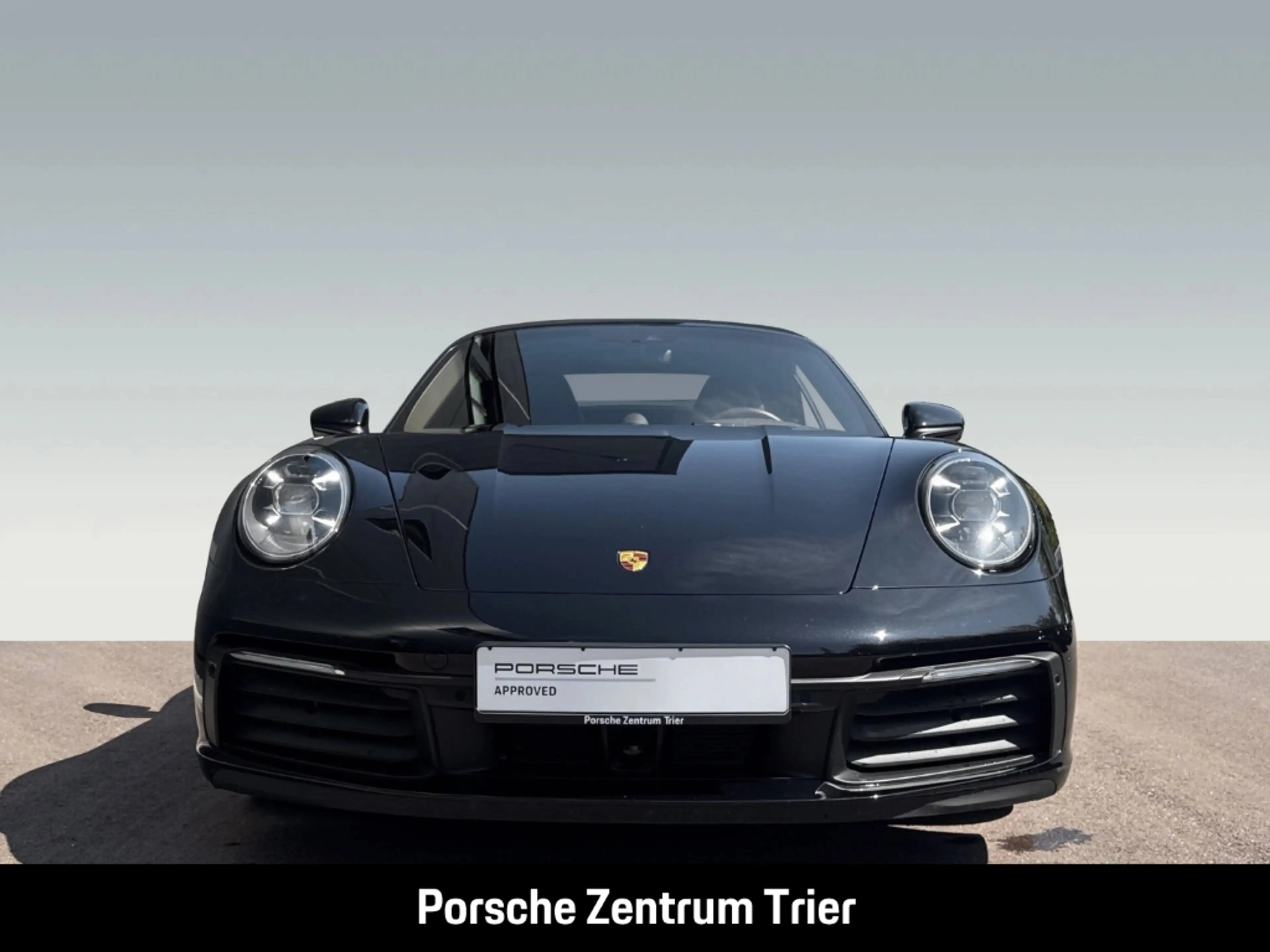 Porsche 992 (911) Carrera 4S Cabriolet — photo 6
