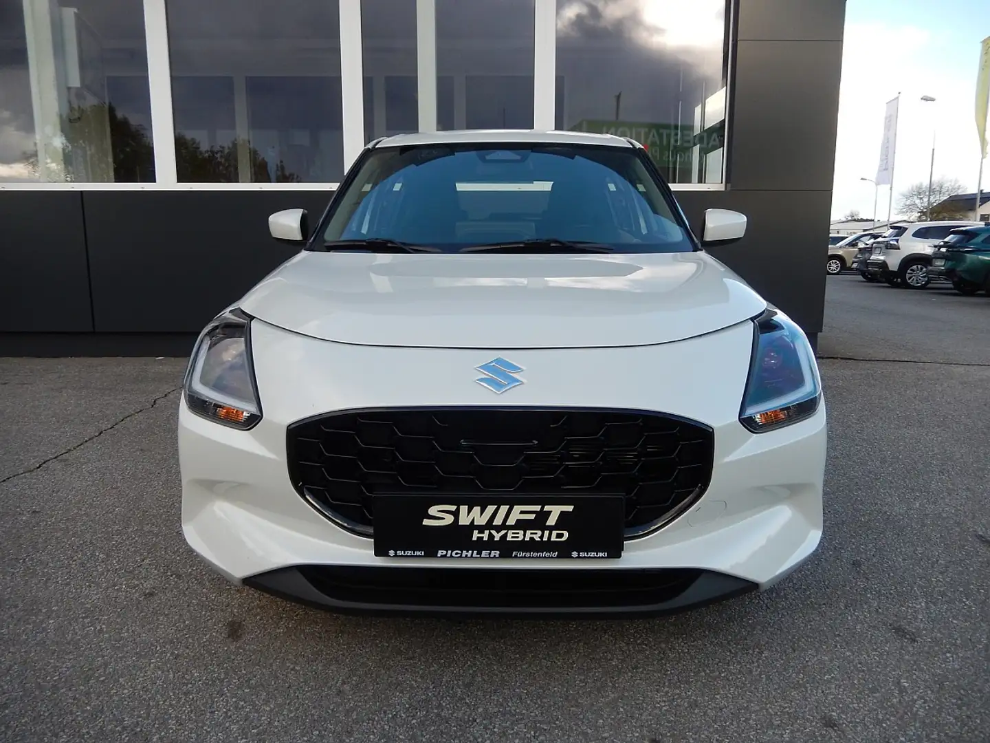 Suzuki Swift 1,2 Hybrid DualJet Clear Weiß - 2