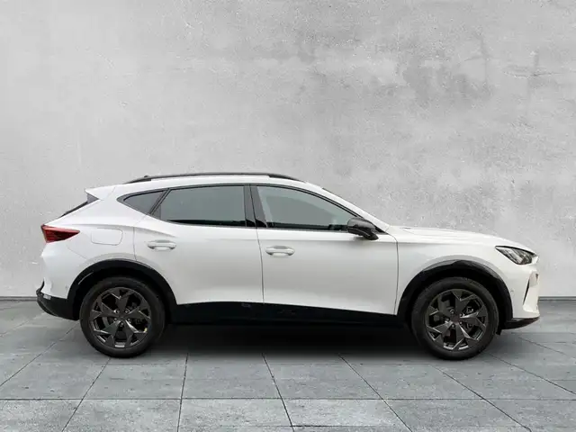 Cupra Formentor view 6
