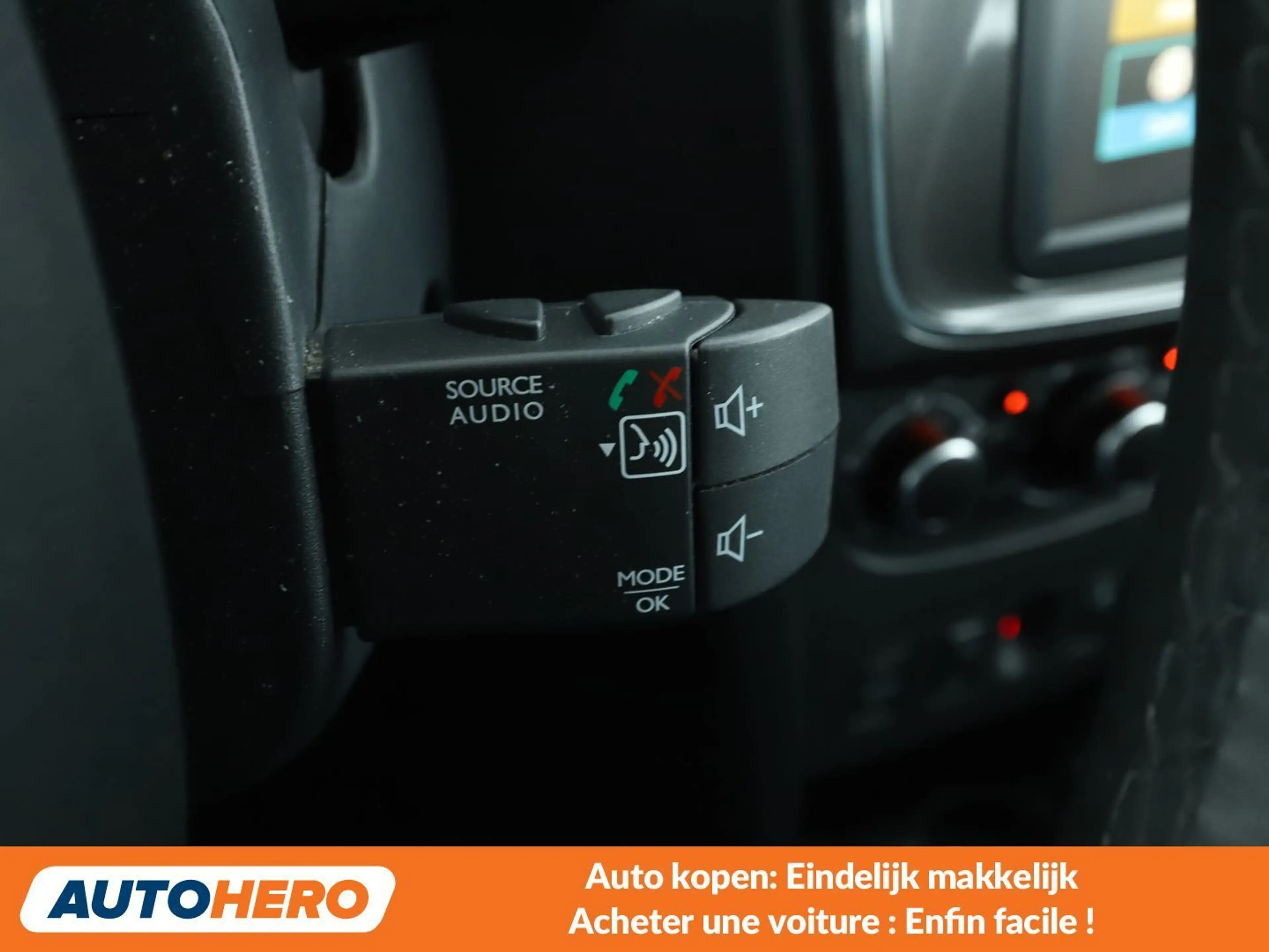 Dacia Logan 0.9 TCe Ambiance — photo 11