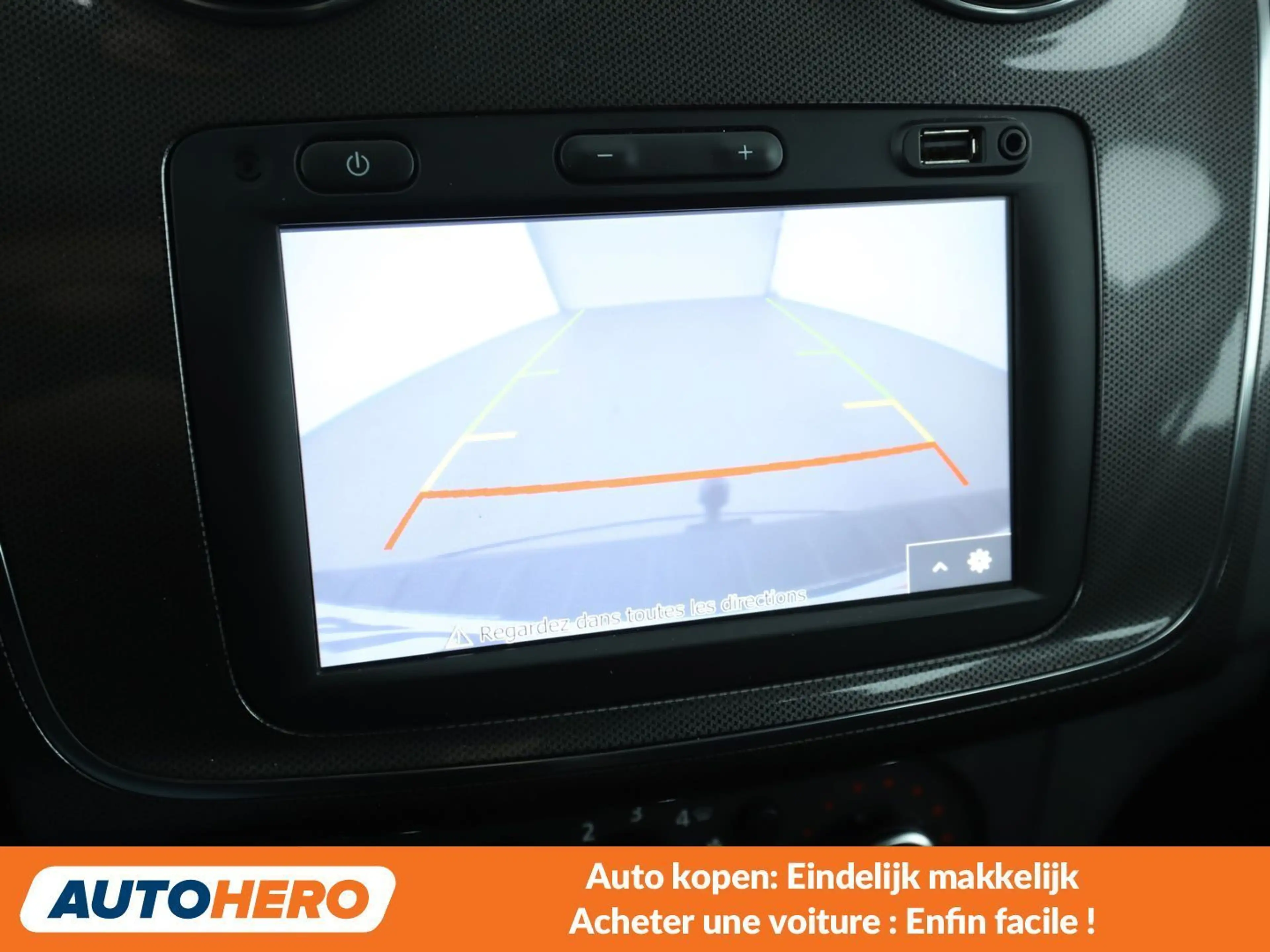 Dacia Logan 0.9 TCe Ambiance — photo 9
