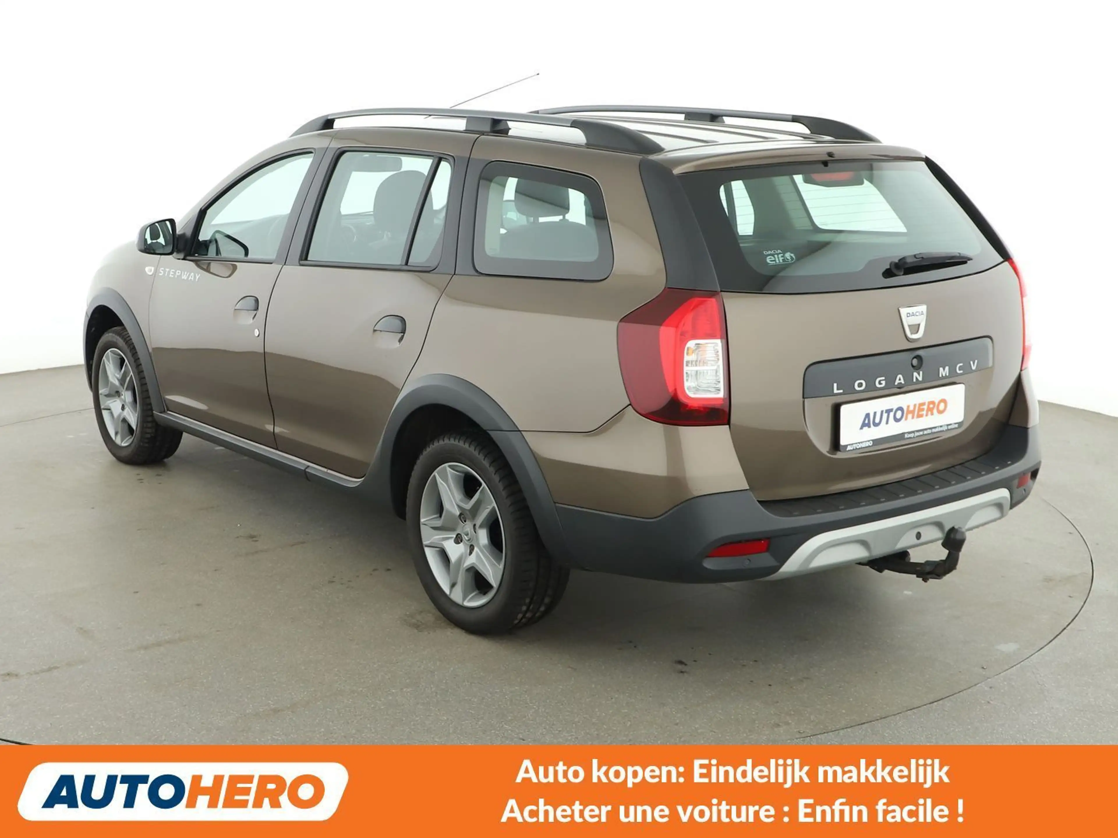 Dacia Logan 0.9 TCe Ambiance — photo 4