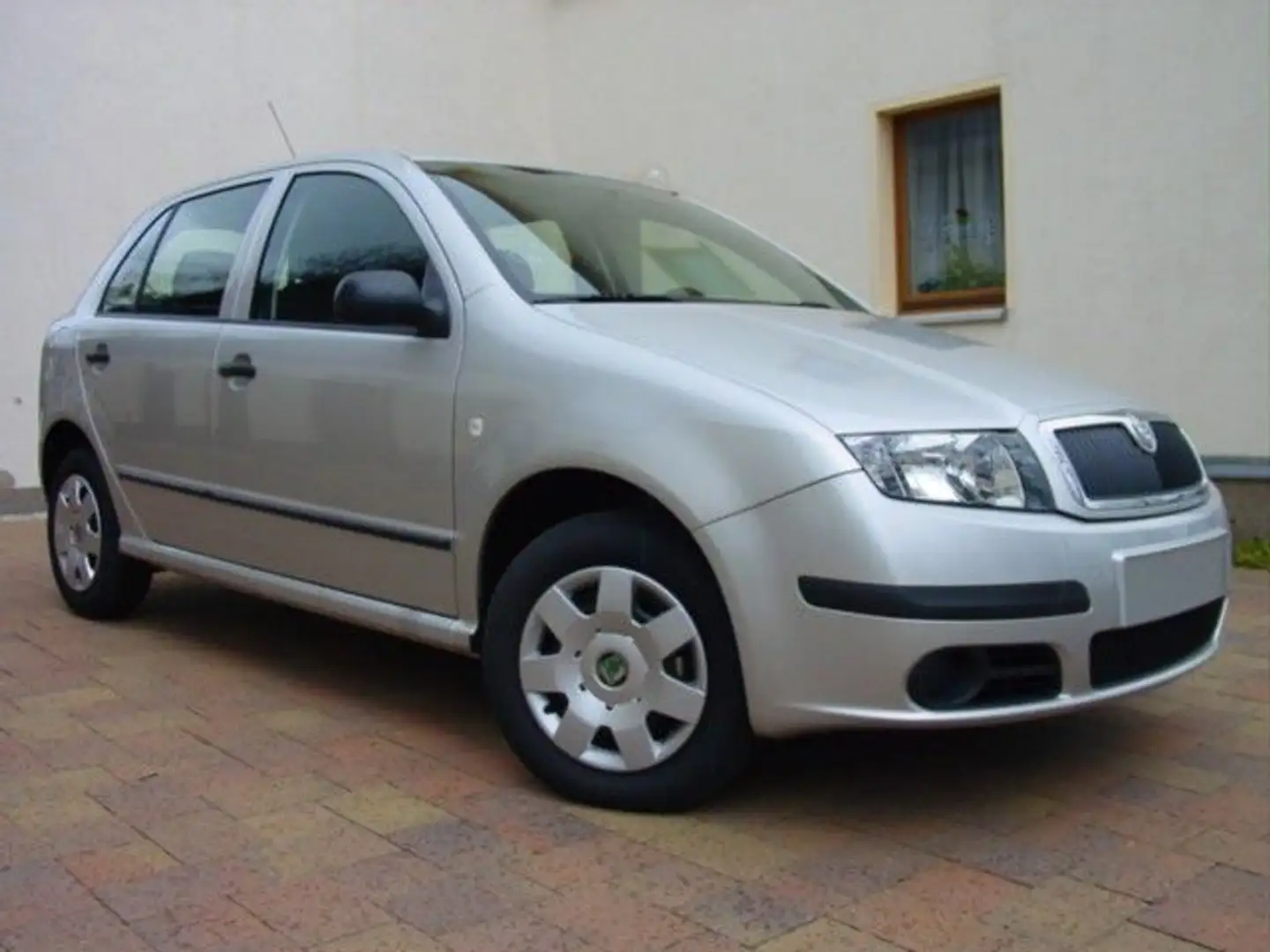 Skoda Fabia Klima TÜV NEU ! Silber - 1