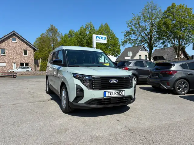 Ford Tourneo Courier "Titanium"/Kamera/PP v+h/Alu