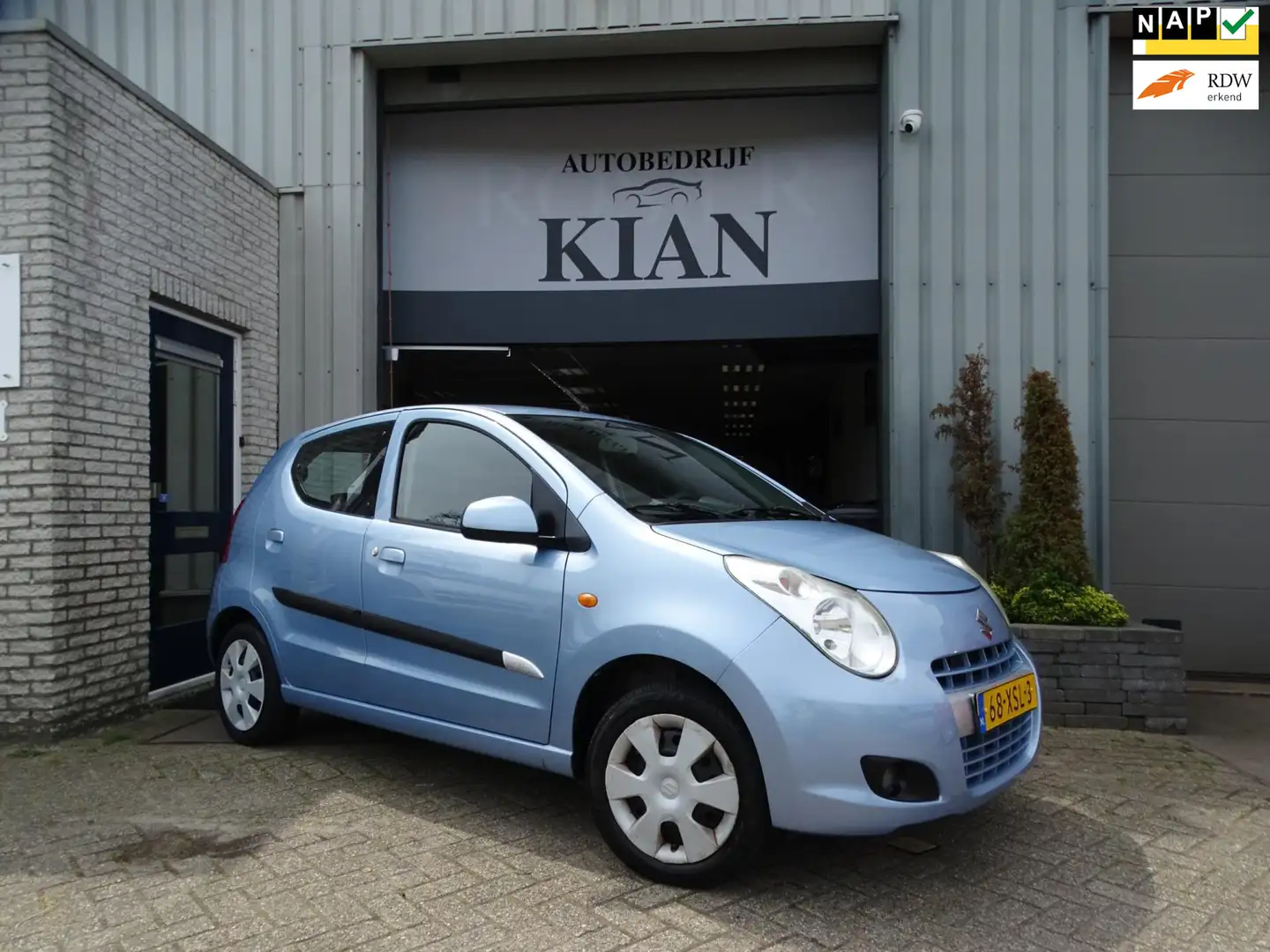 Suzuki Alto 1.0 Comfort Plus Blauw - 1