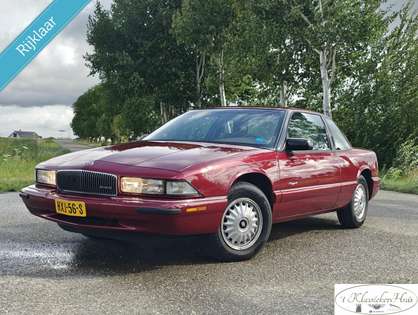 Buick Regal 3.8 Custom Sedan