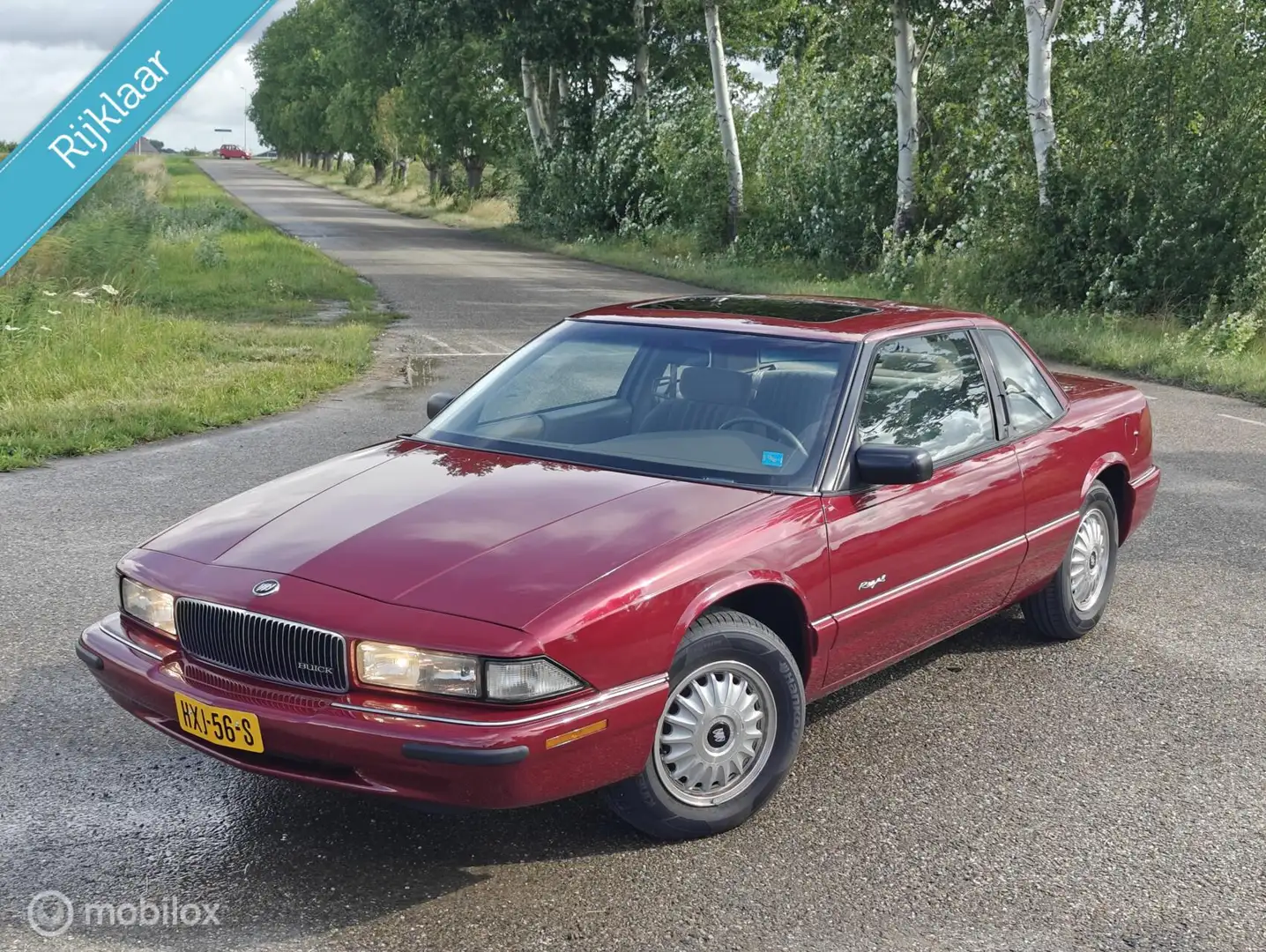 Buick Regal 3.8 Custom Sedan Rot - 2