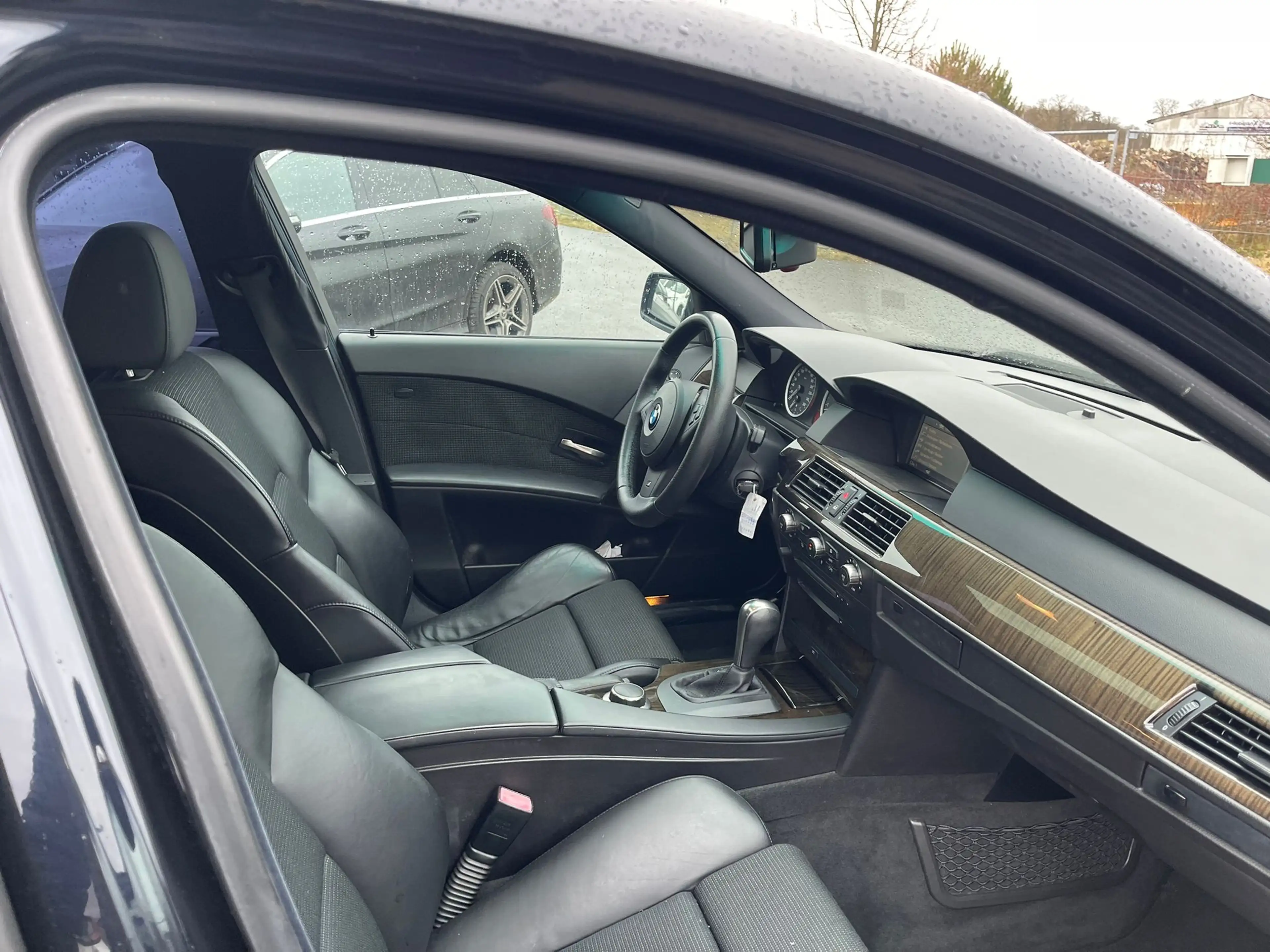 BMW 525 525i"M-PAKET"AUTOMATIK"KLIMA"SCHIEBEDACH"" — photo 10
