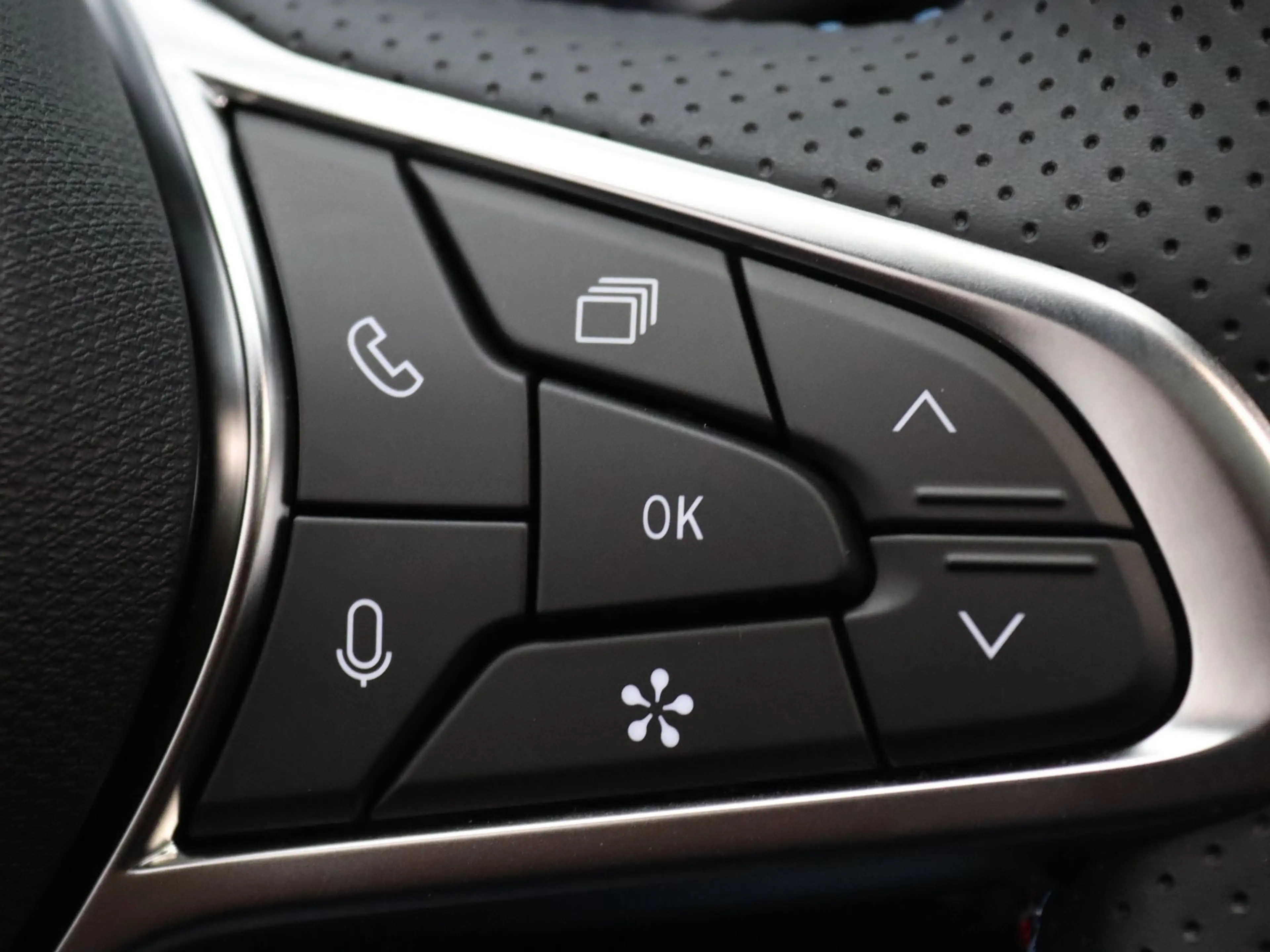 Renault Captur 160pk E-Tech full hybrid esprit Alpine Apple Carpl — photo 15