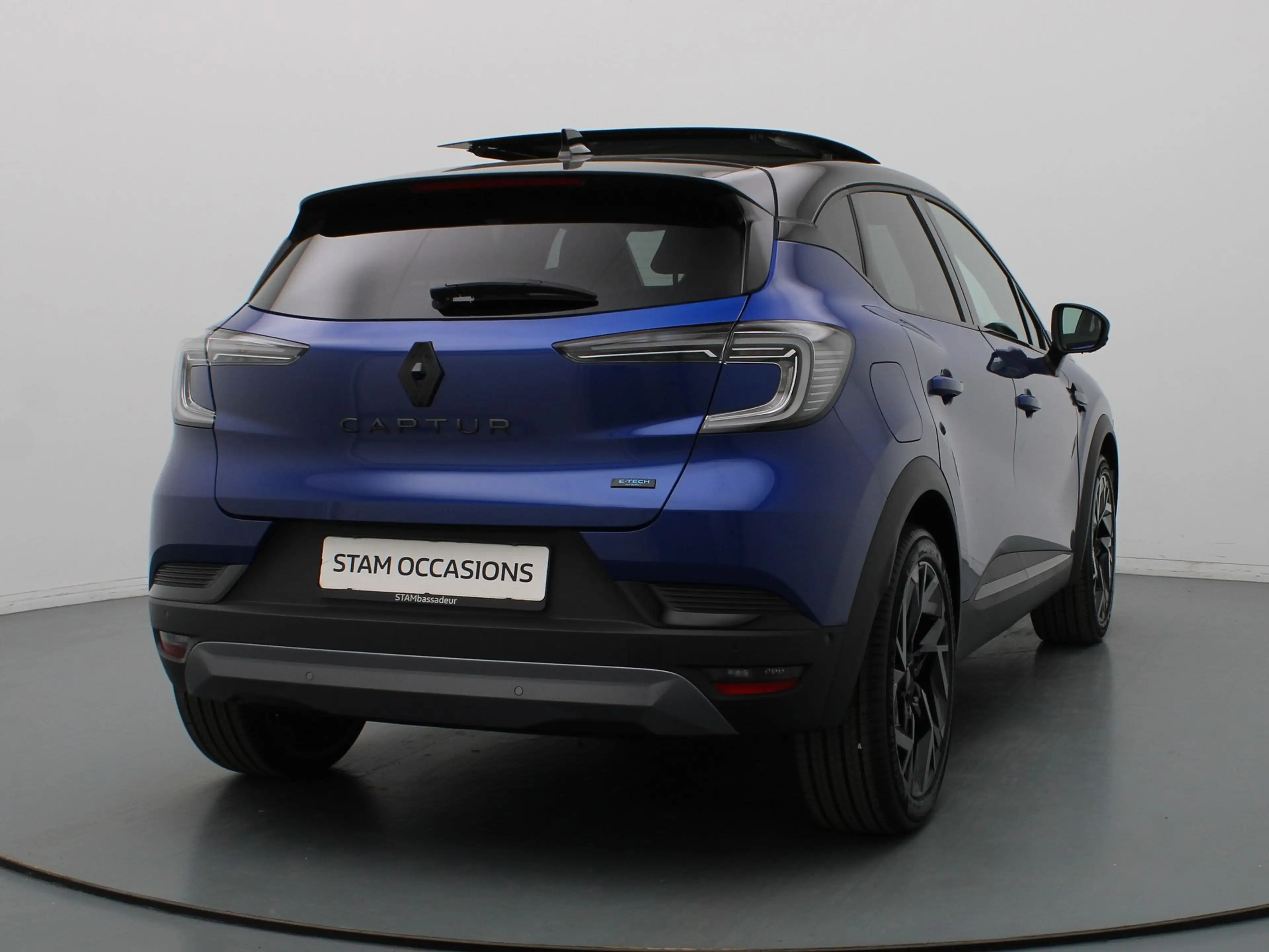 Renault Captur 160pk E-Tech full hybrid esprit Alpine Apple Carpl — photo 19