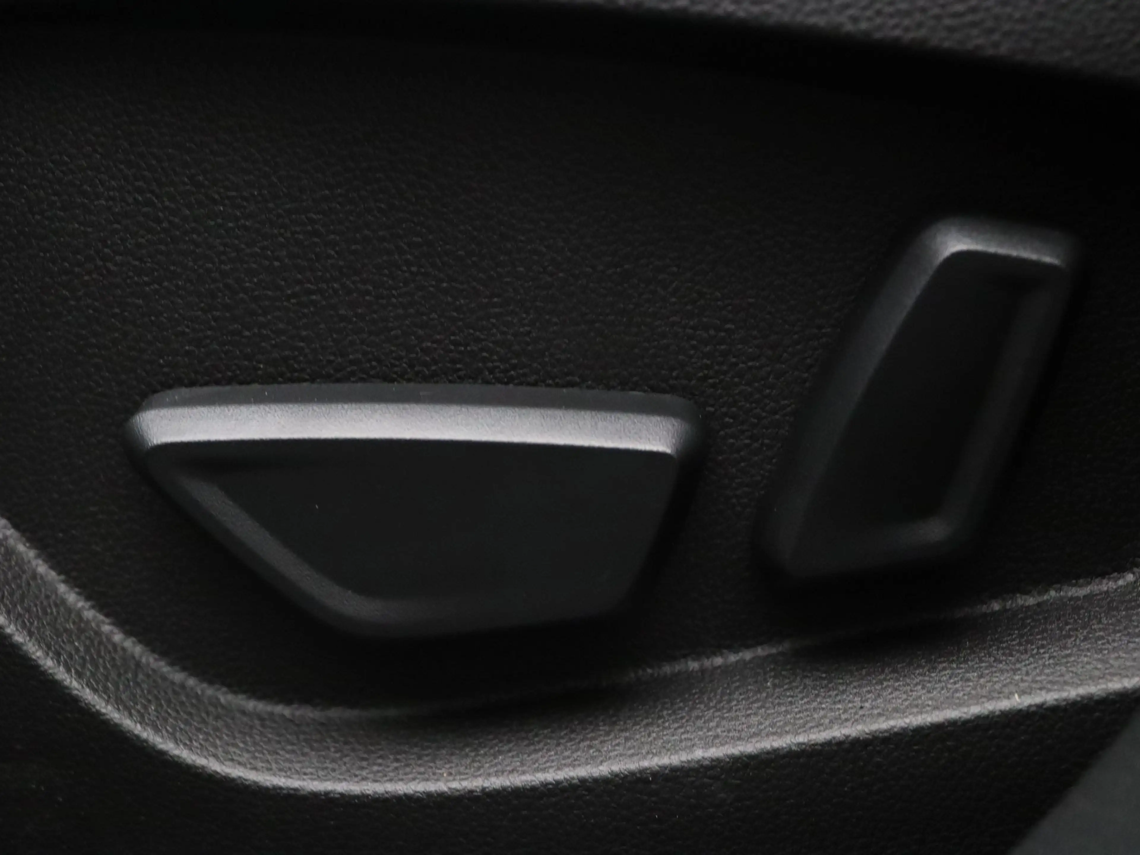 Renault Captur 160pk E-Tech full hybrid esprit Alpine Apple Carpl — photo 29