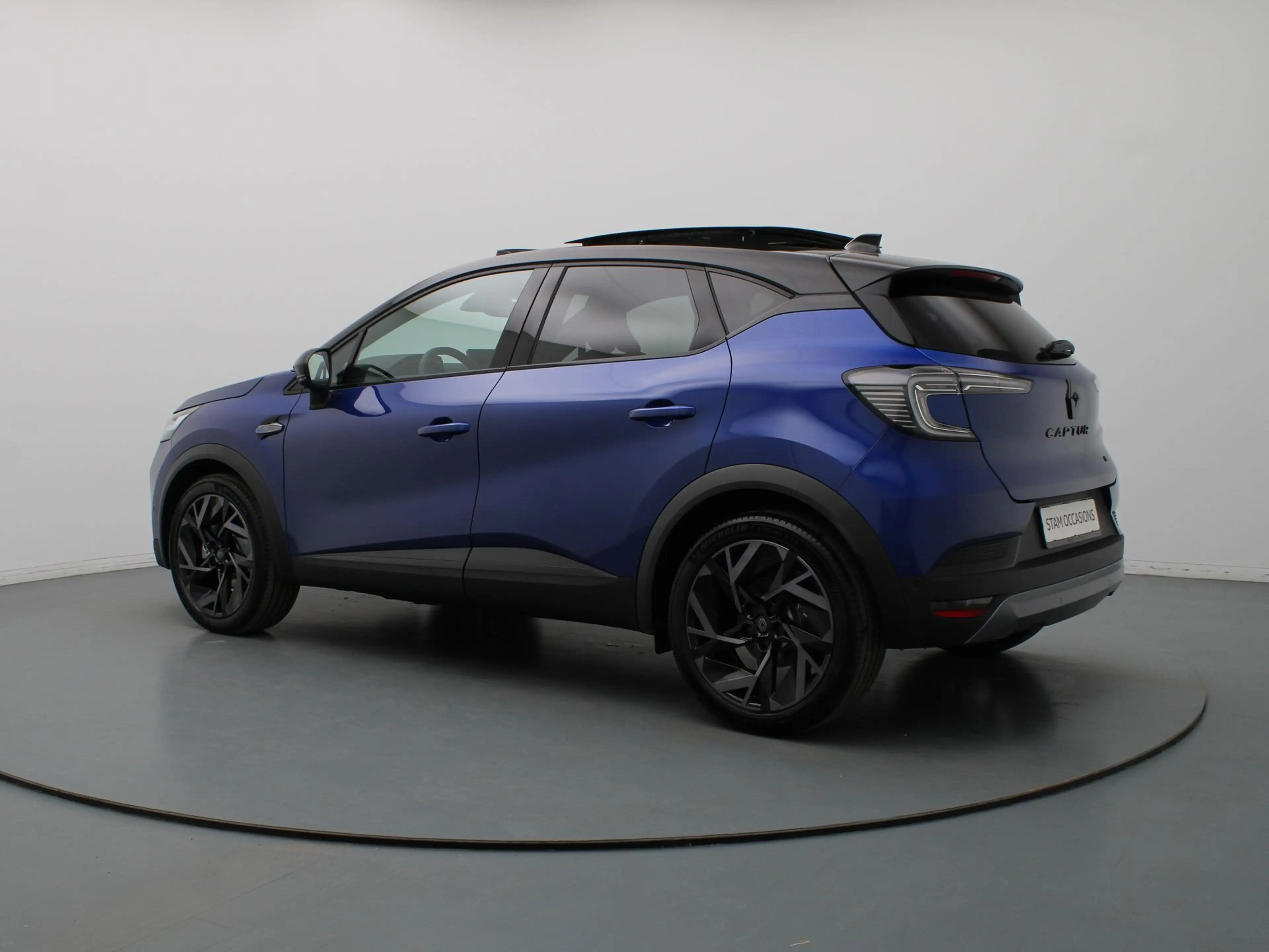 Renault Captur 160pk E-Tech full hybrid esprit Alpine Apple Carpl — photo 2