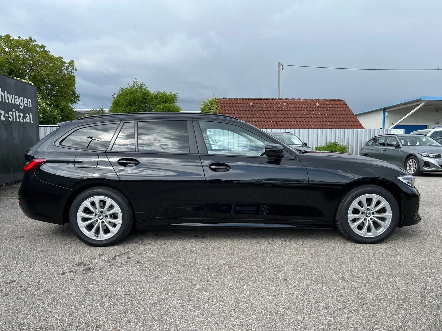 BMW 318 d 3er-Reihe (G21) Touring | HUD/AHK/SPORTSITZE Schwarz - 2
