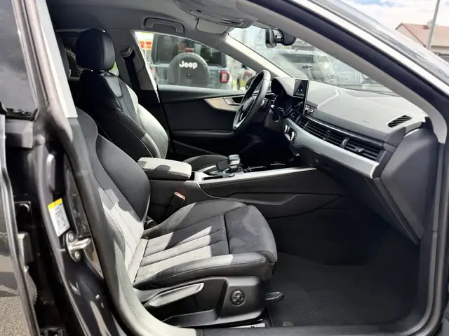 Audi A5 view 12