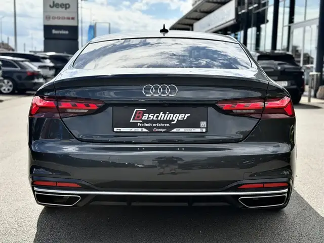 Audi A5 view 6
