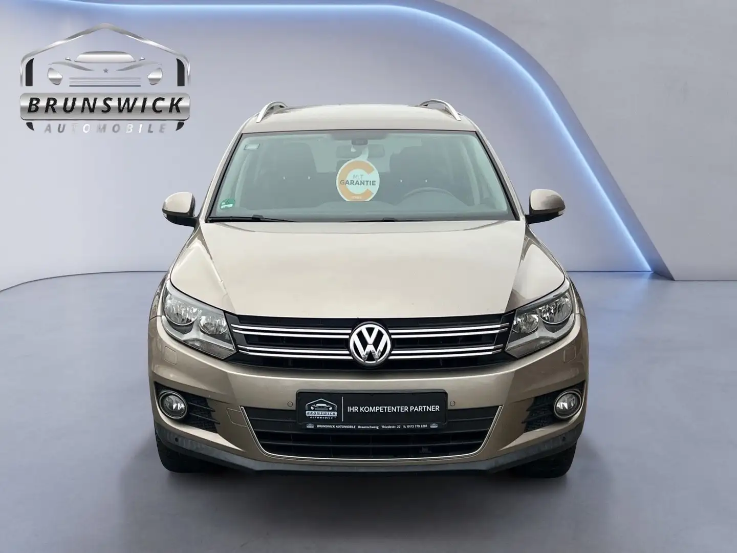 Volkswagen Tiguan Sport & Style 4Motion*DSG*MFL*NAV*SHZ*AHK Gold - 1