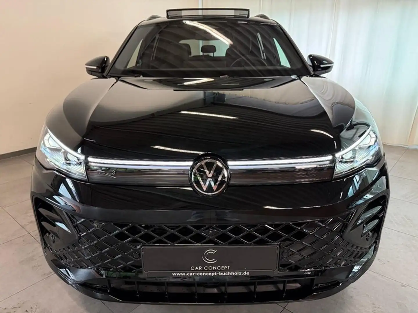 Volkswagen Tiguan 2.0 TDI 4M R-Line PANO LEDER 360° 20" AHK Schwarz - 2