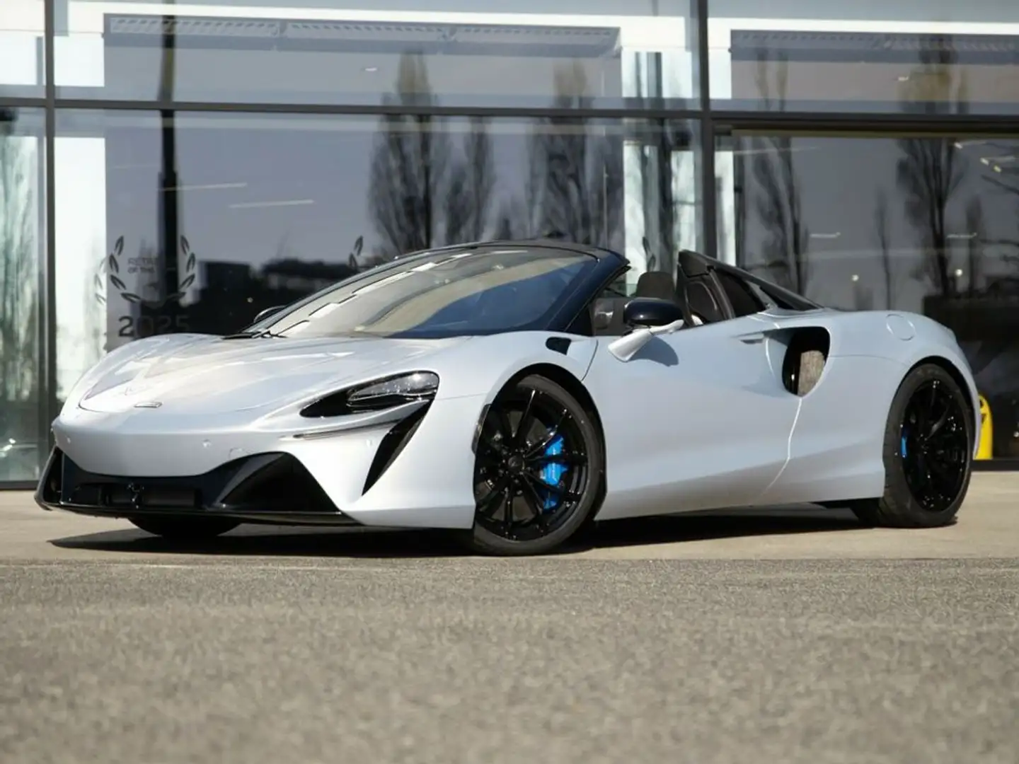 McLaren Artura Artura Spider / 0% Leasing / B&W / Lift Silber - 2