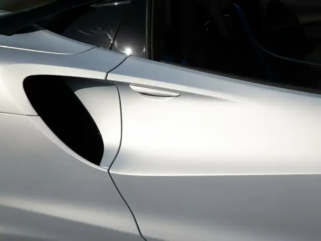 Mclaren Artura view 15