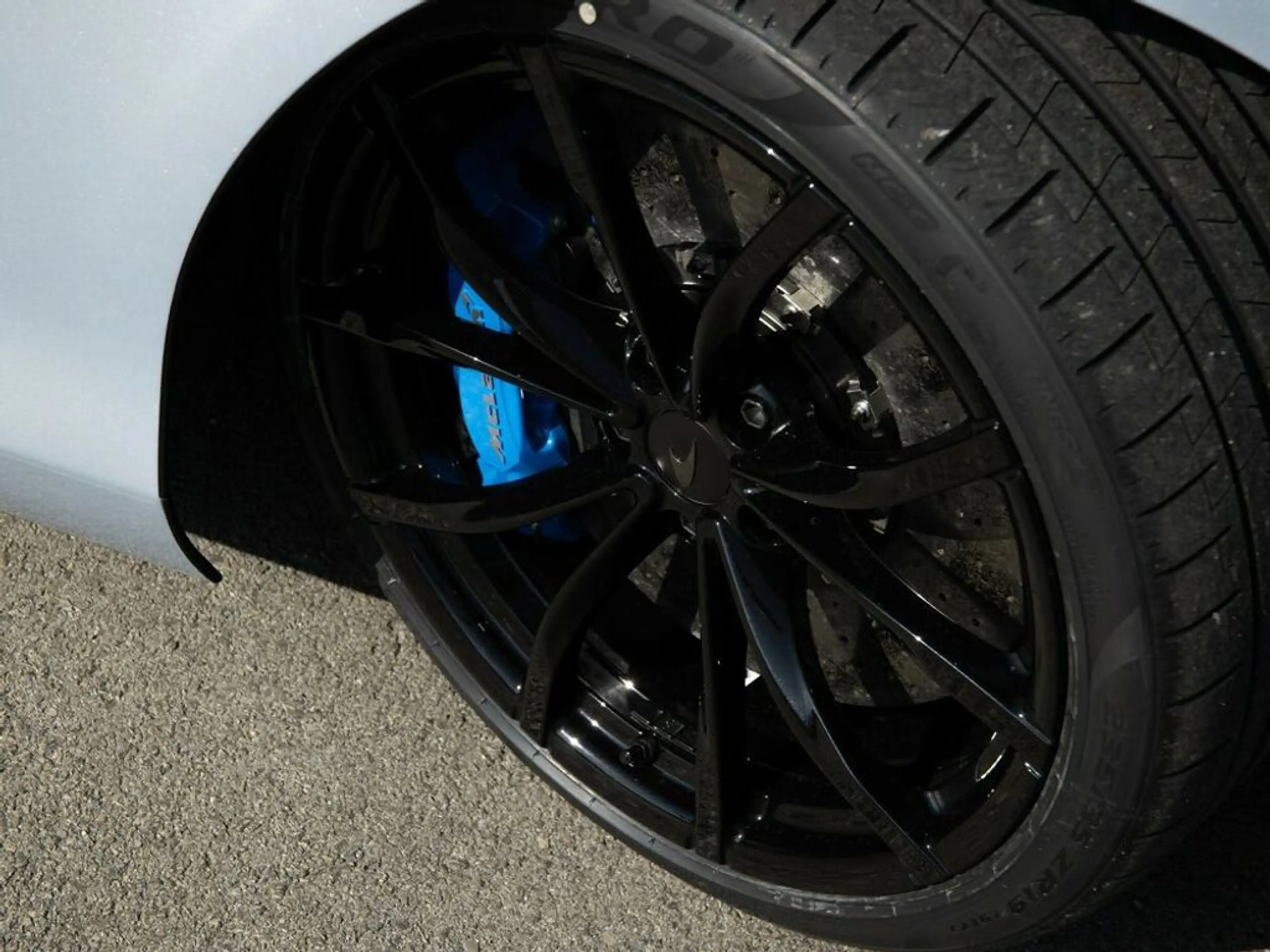 McLaren Artura Artura Spider / Ice Silver / B&W / Alcantara Int. — photo 6