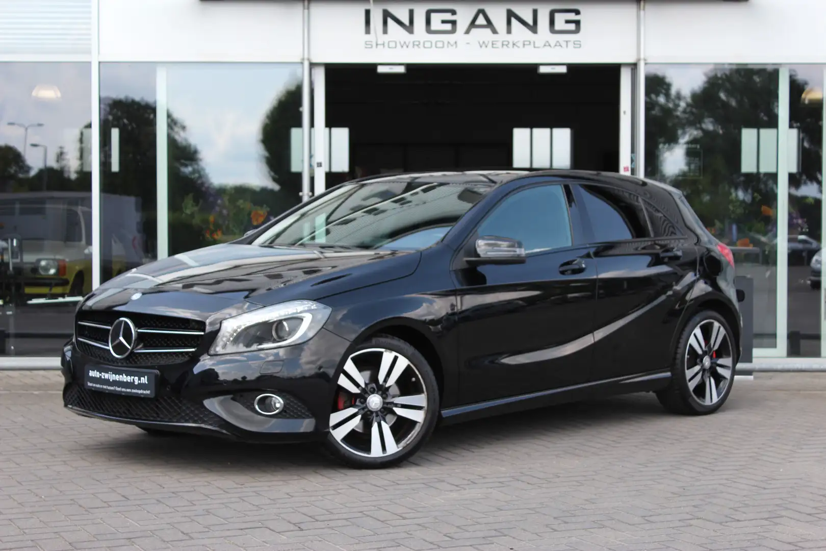 Mercedes-Benz A 200 | Cruise | Pano | Stoelver | Negru - 1