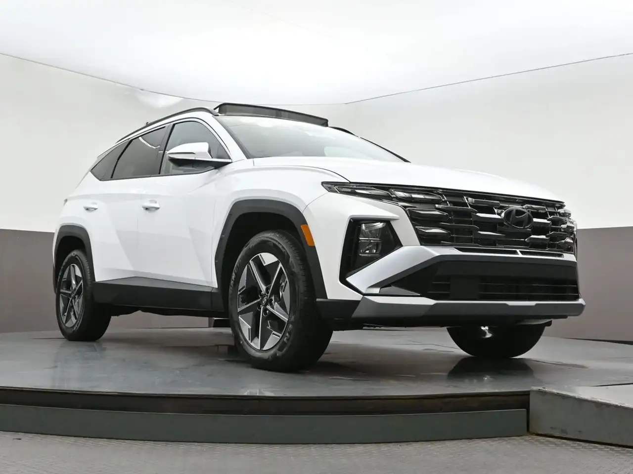 Hyundai TUCSON снимка Hyundai TUCSON