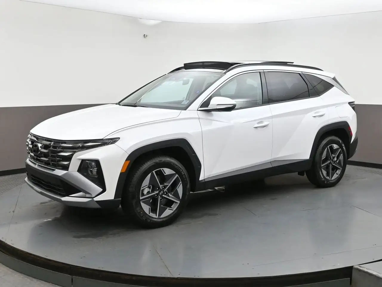 Hyundai TUCSON снимка Hyundai TUCSON
