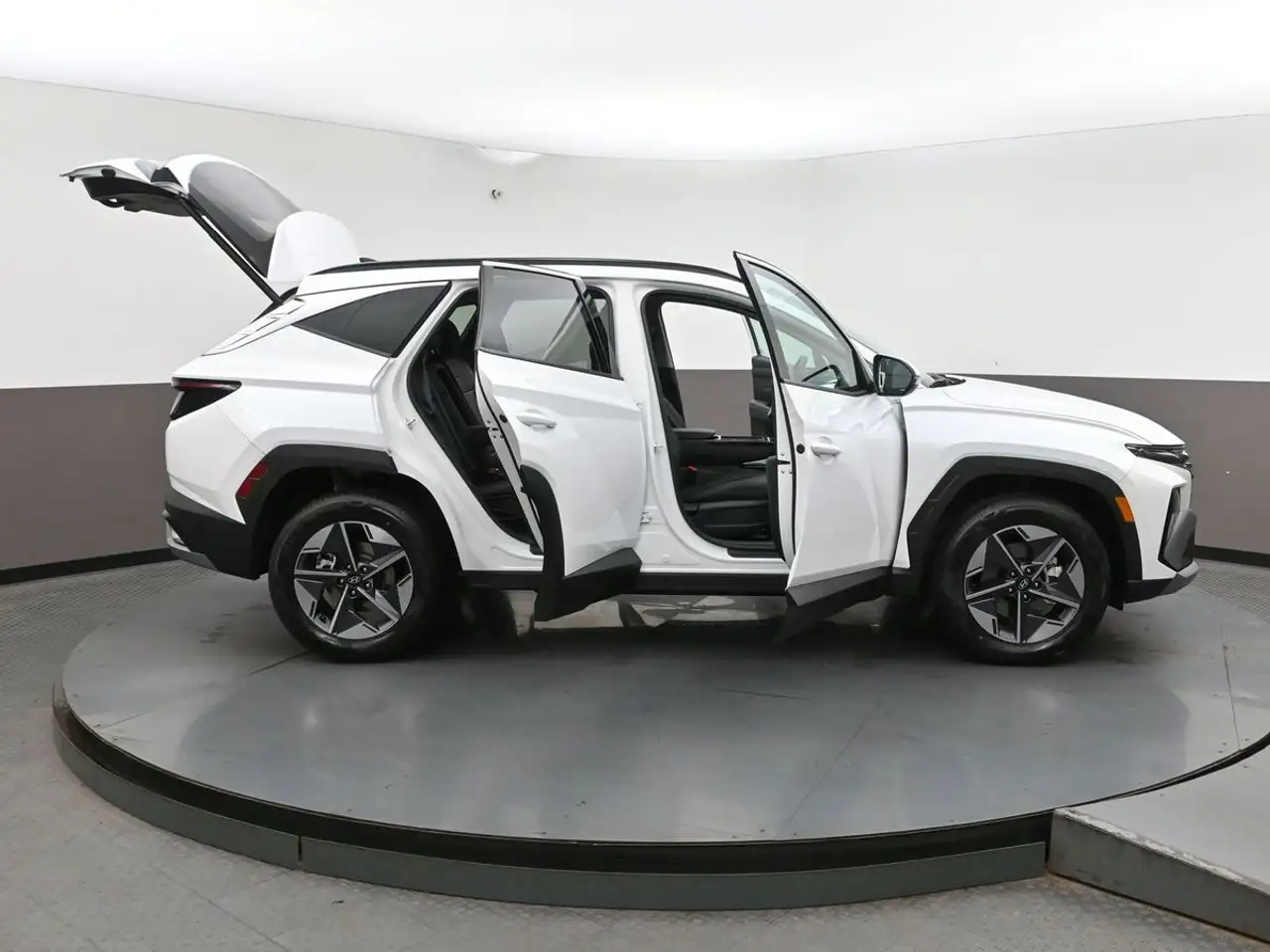 Hyundai TUCSON снимка Hyundai TUCSON