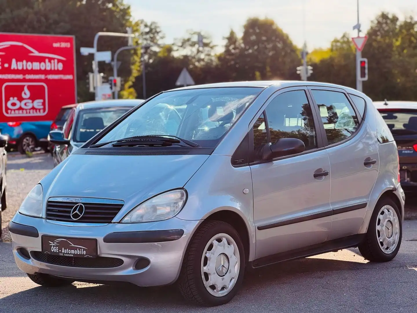 Mercedes-Benz A 170 CDI Automatik/CLASSIC/Klima/Sitzh. srebrna - 1