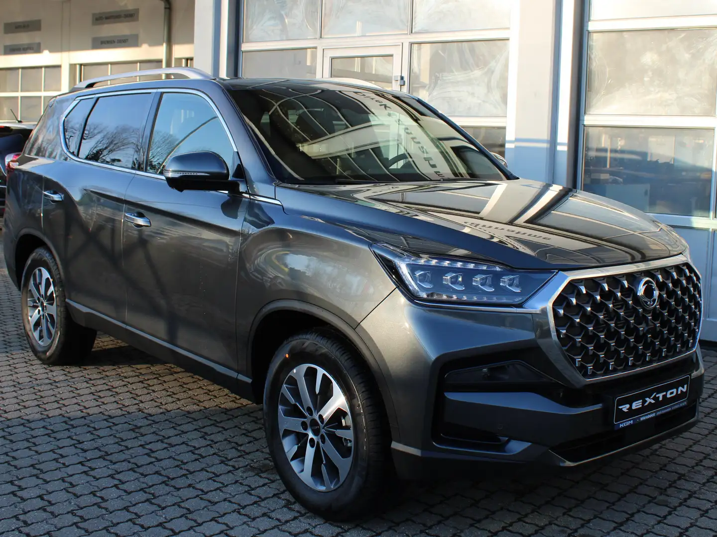 KGM Rexton LUX 2.2d 8AT AWD (7-Sitzer) Grigio - 1