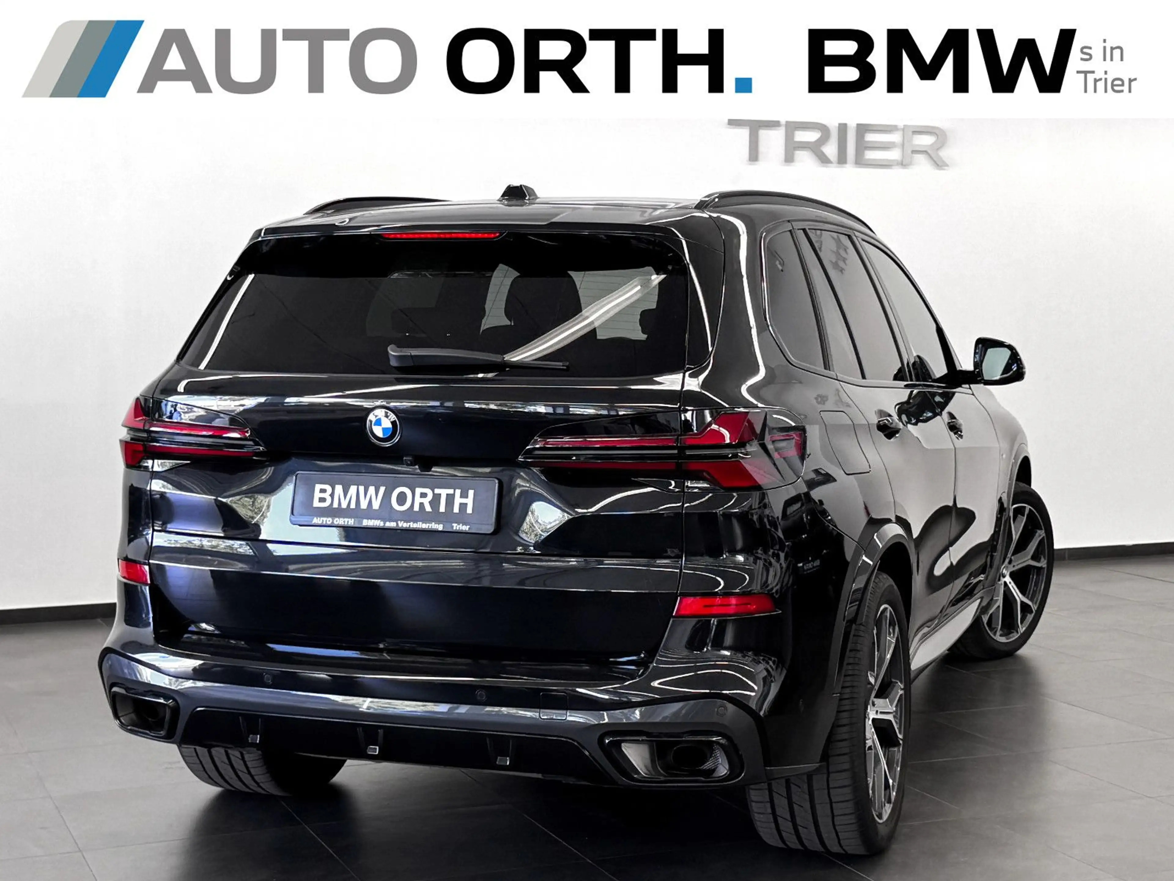 BMW X5 xDrive30d M-SPORT-PRO PANO HUD ACC AHK 360° — photo 4