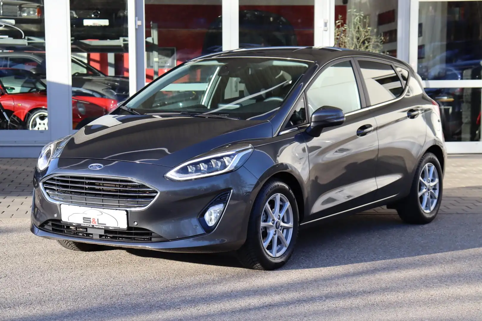Ford Fiesta 1.0 EcoBoost TitaniumX/LED/ACC/Kamera/B&O Grau - 1