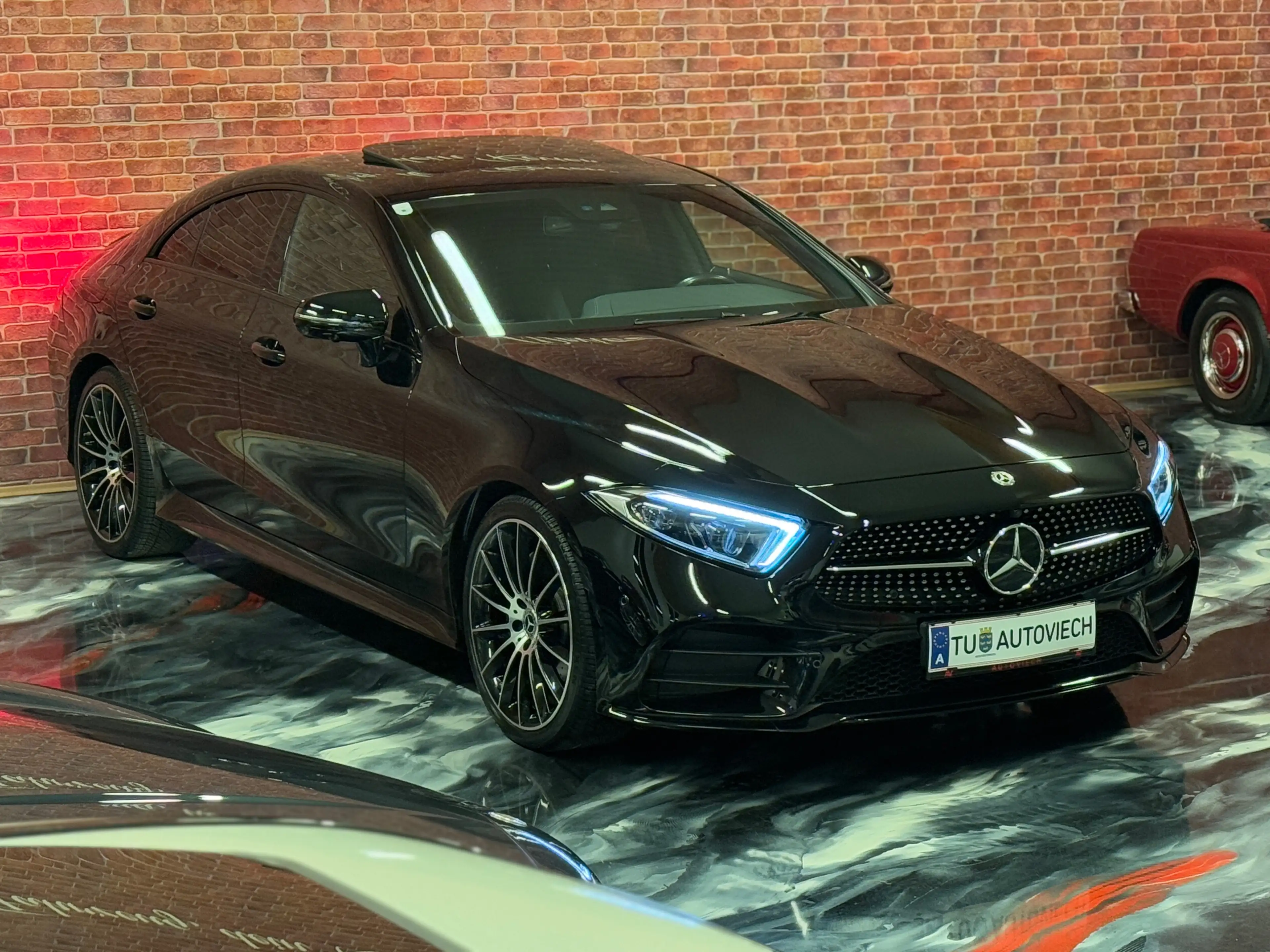 Mercedes-Benz CLS 220 CLS 220 d*AMG-Line*Schiebedach*Burmester*360°* — photo 7