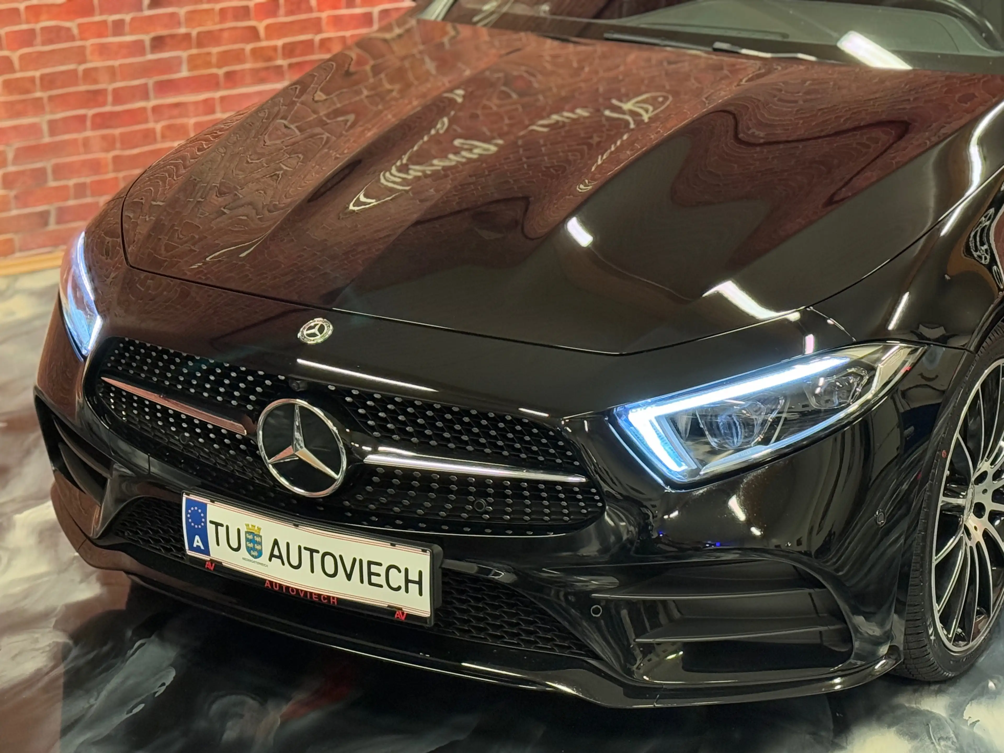 Mercedes-Benz CLS 220 CLS 220 d*AMG-Line*Schiebedach*Burmester*360°* — photo 3