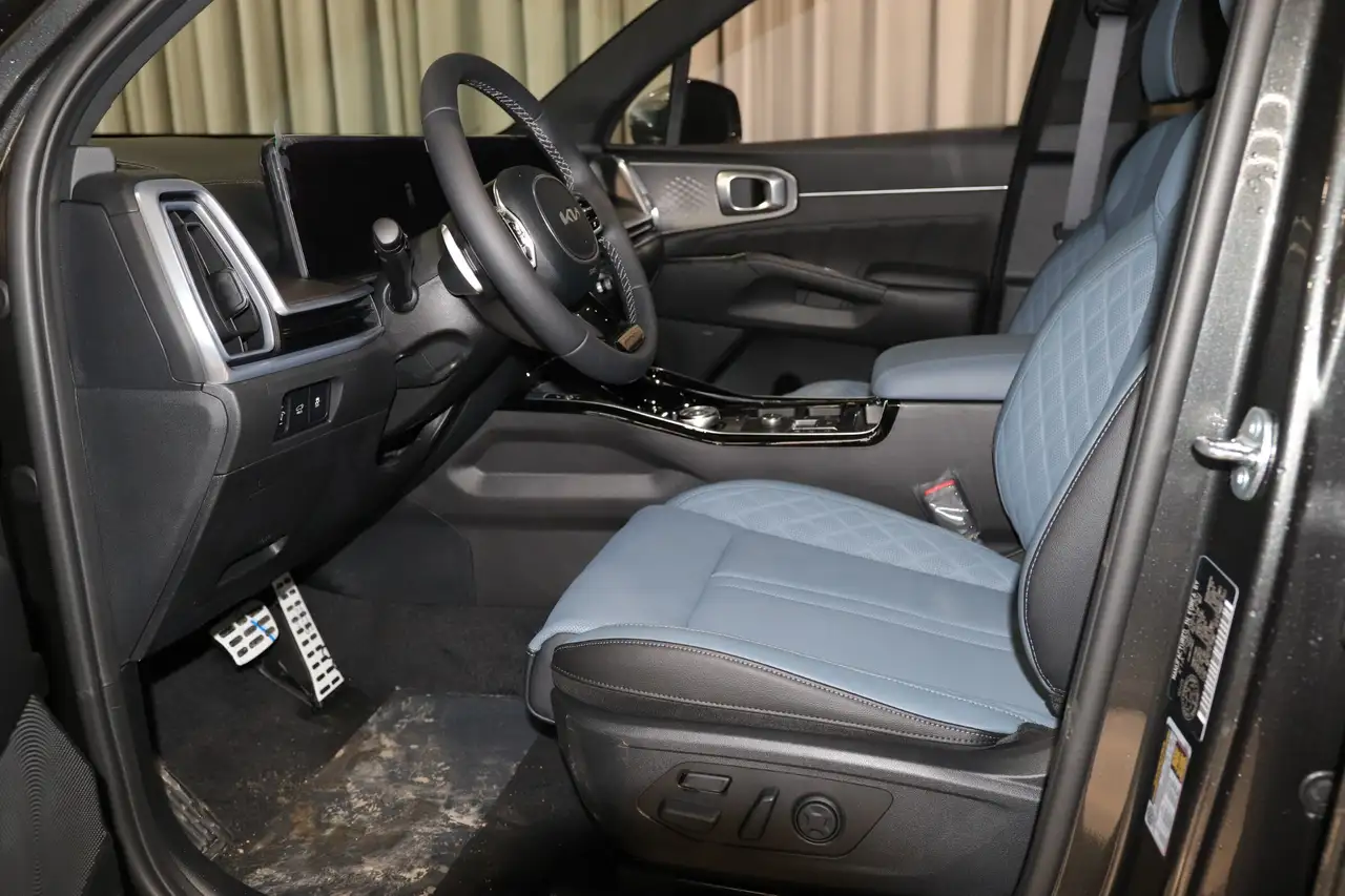 Kia Sorento photo Kia Sorento