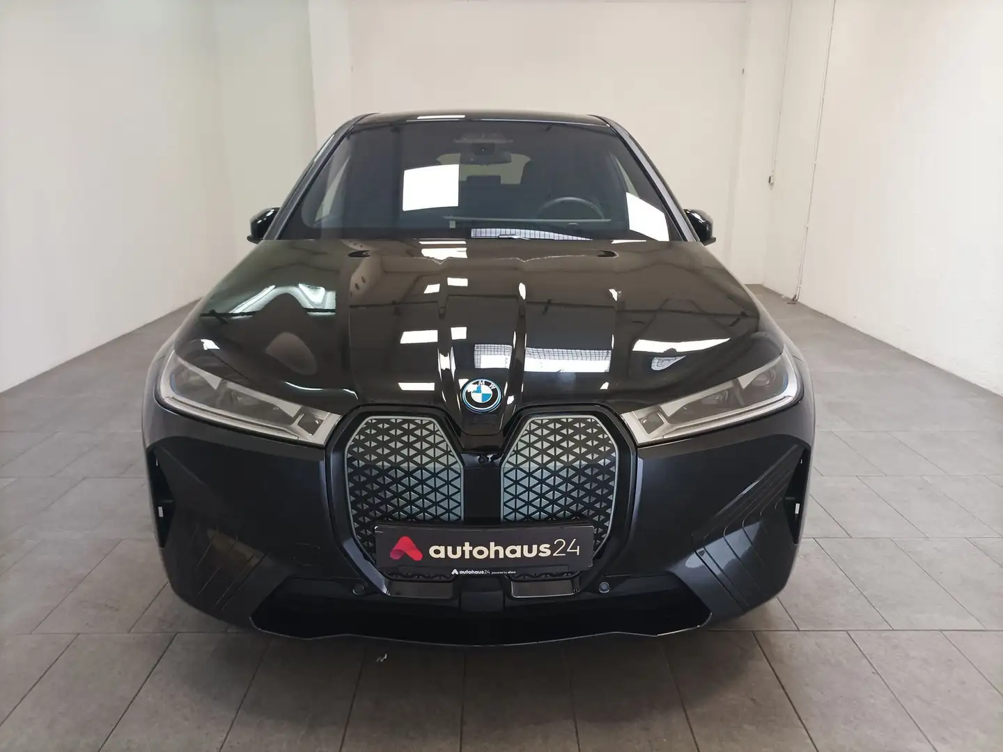 BMW iX xDrive40 AHK|Navi|H&K|Lenkrhzg.|Laser Schwarz - 2