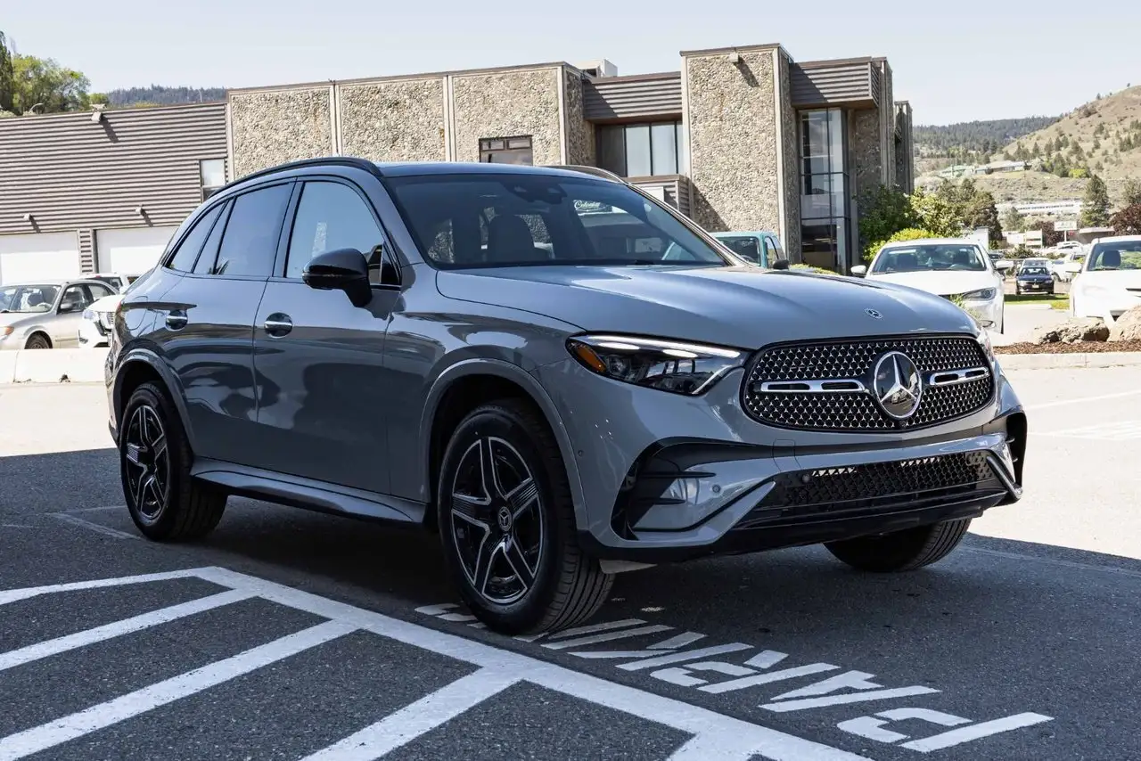 Mercedes-Benz GLC снимка Mercedes-Benz GLC
