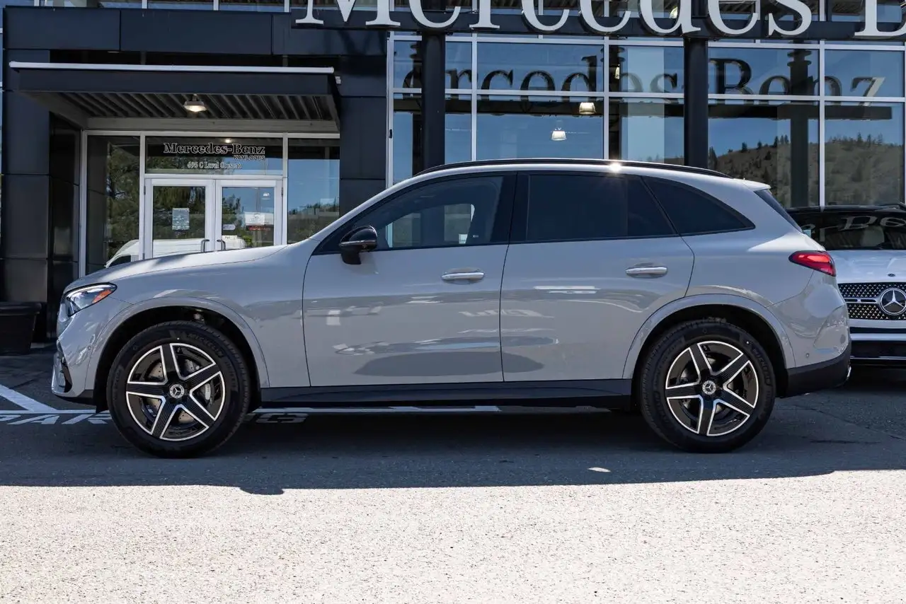 Mercedes-Benz GLC снимка Mercedes-Benz GLC
