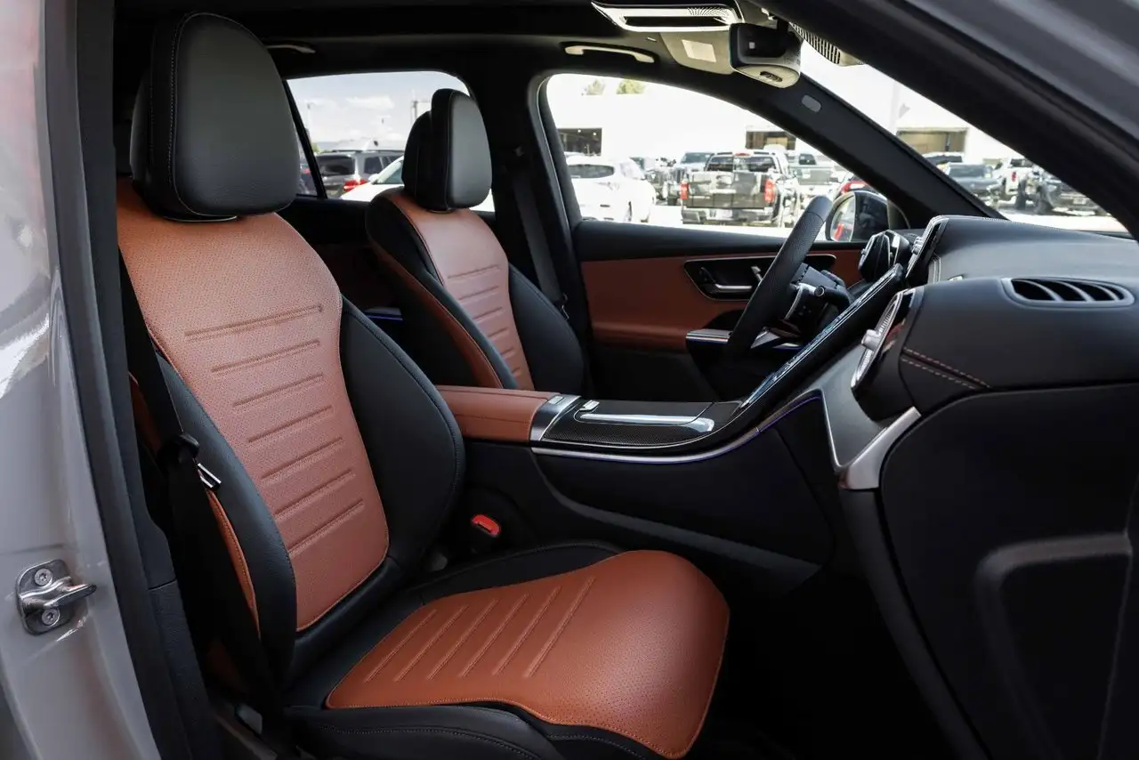 Mercedes-Benz GLC снимка Mercedes-Benz GLC
